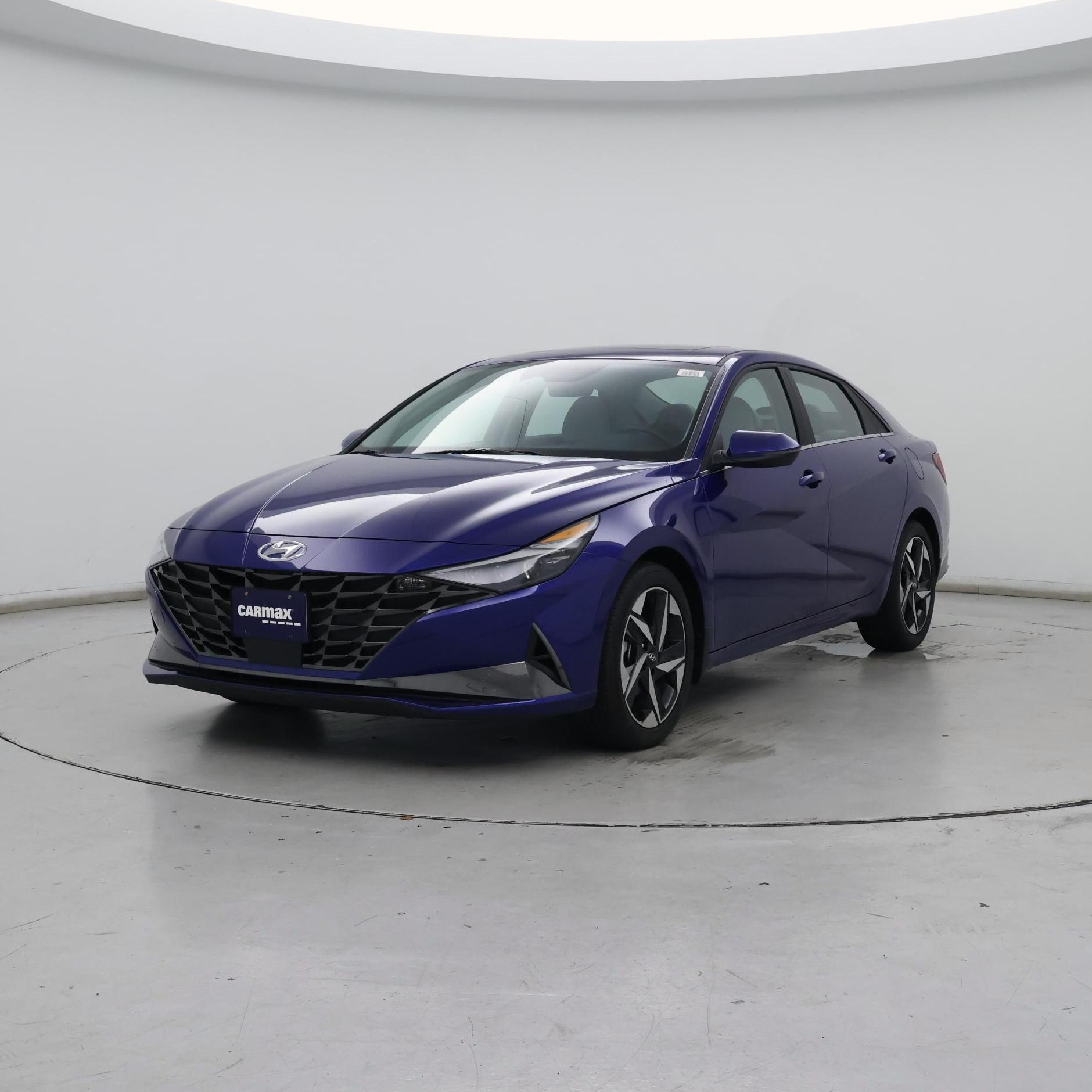 Thumbnail: 2023 Hyundai Elantra - 4