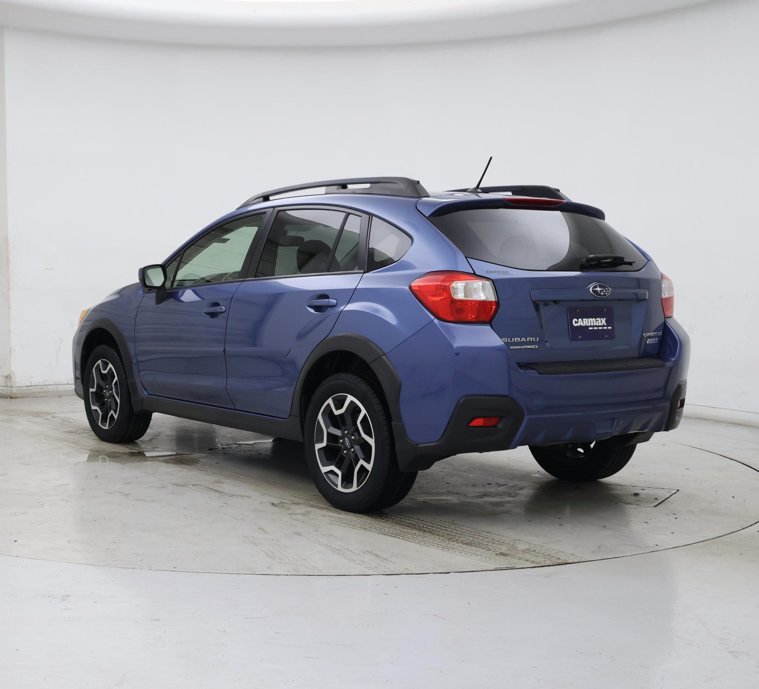 Thumbnail: 2017 Subaru Crosstrek - 2