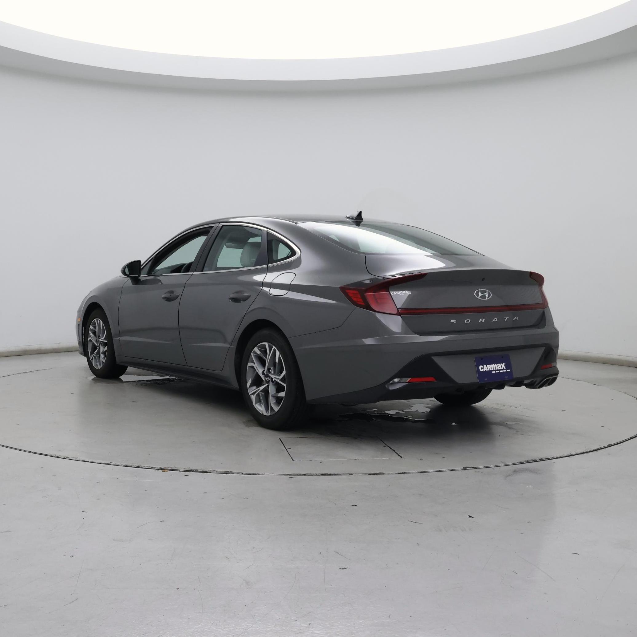 Thumbnail: 2023 Hyundai Sonata - 2