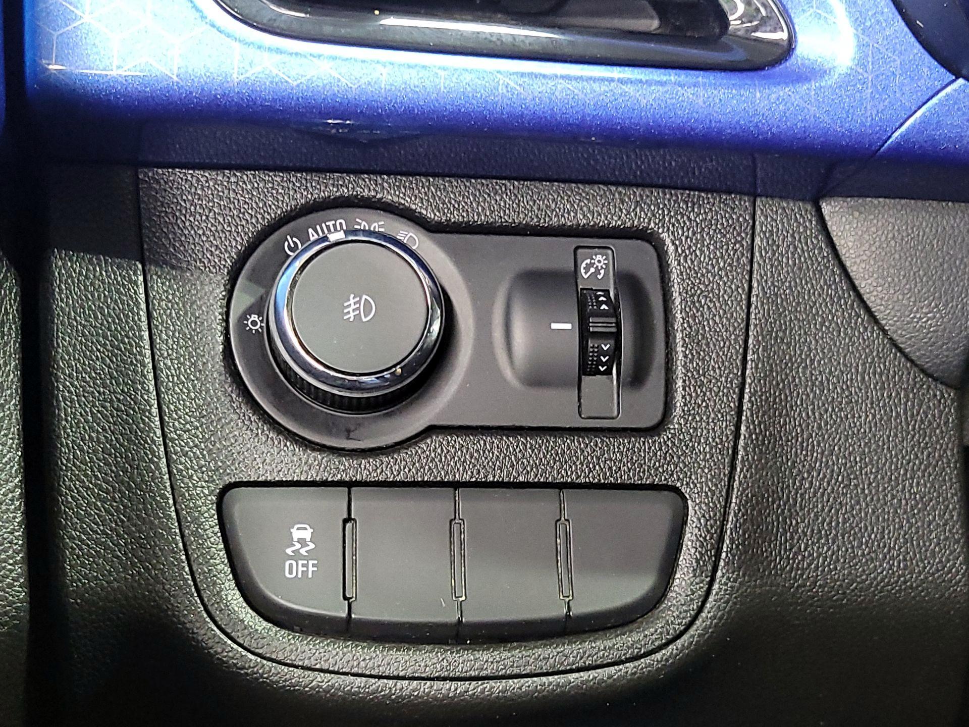 Thumbnail: 2018 Chevrolet Spark - 13