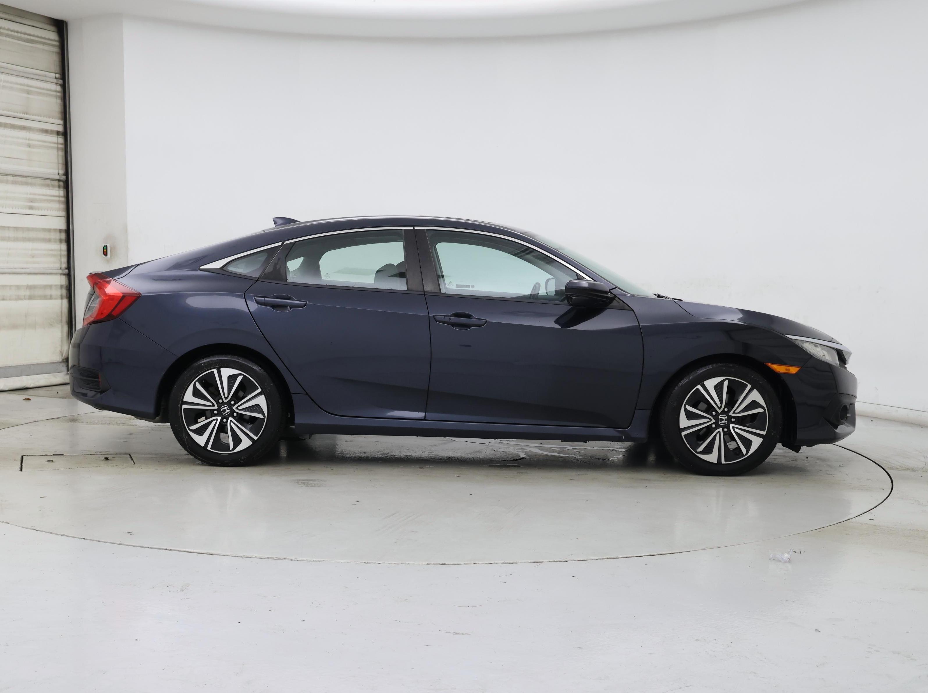 Thumbnail: 2018 Honda Civic - 7