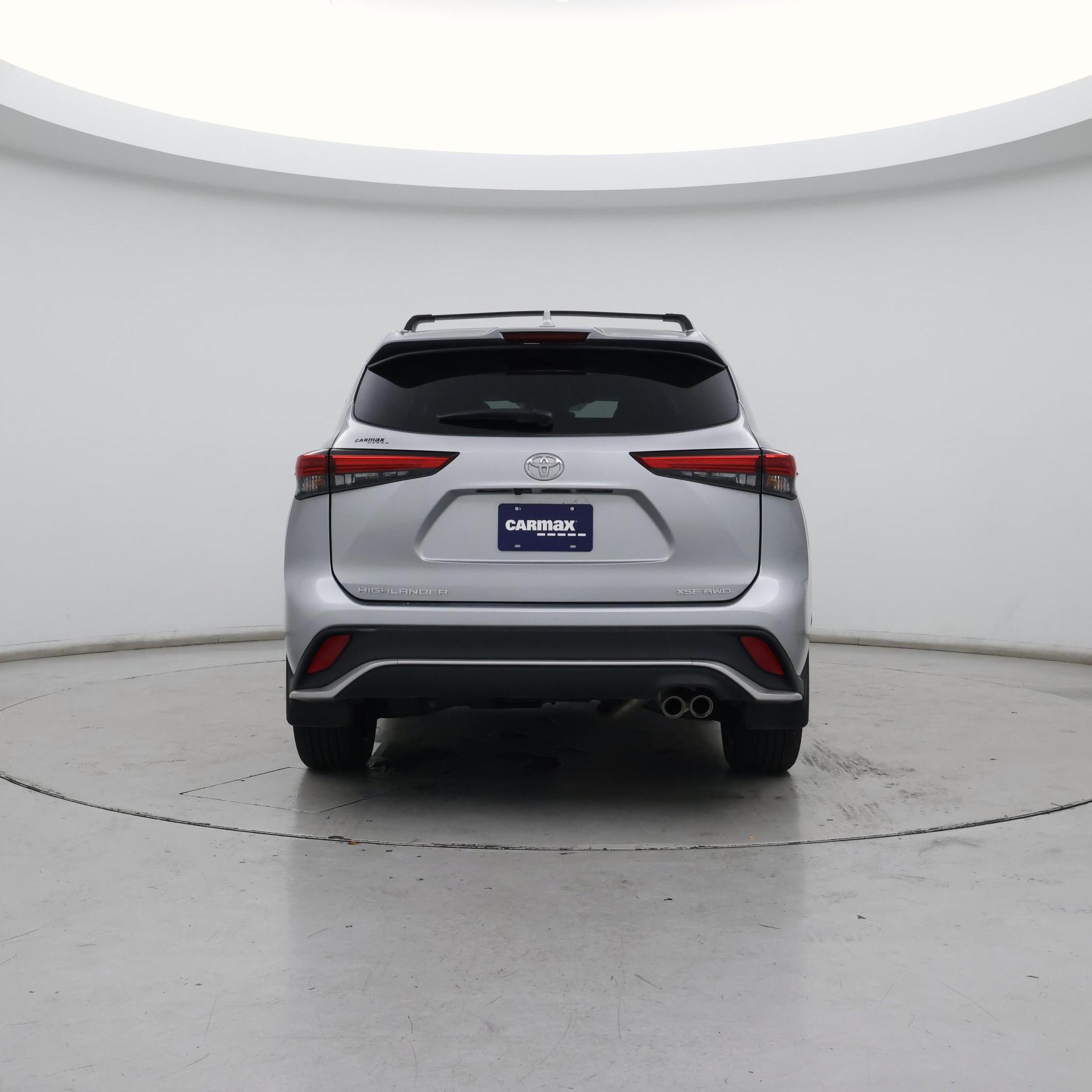 Thumbnail: 2023 Toyota Highlander - 6