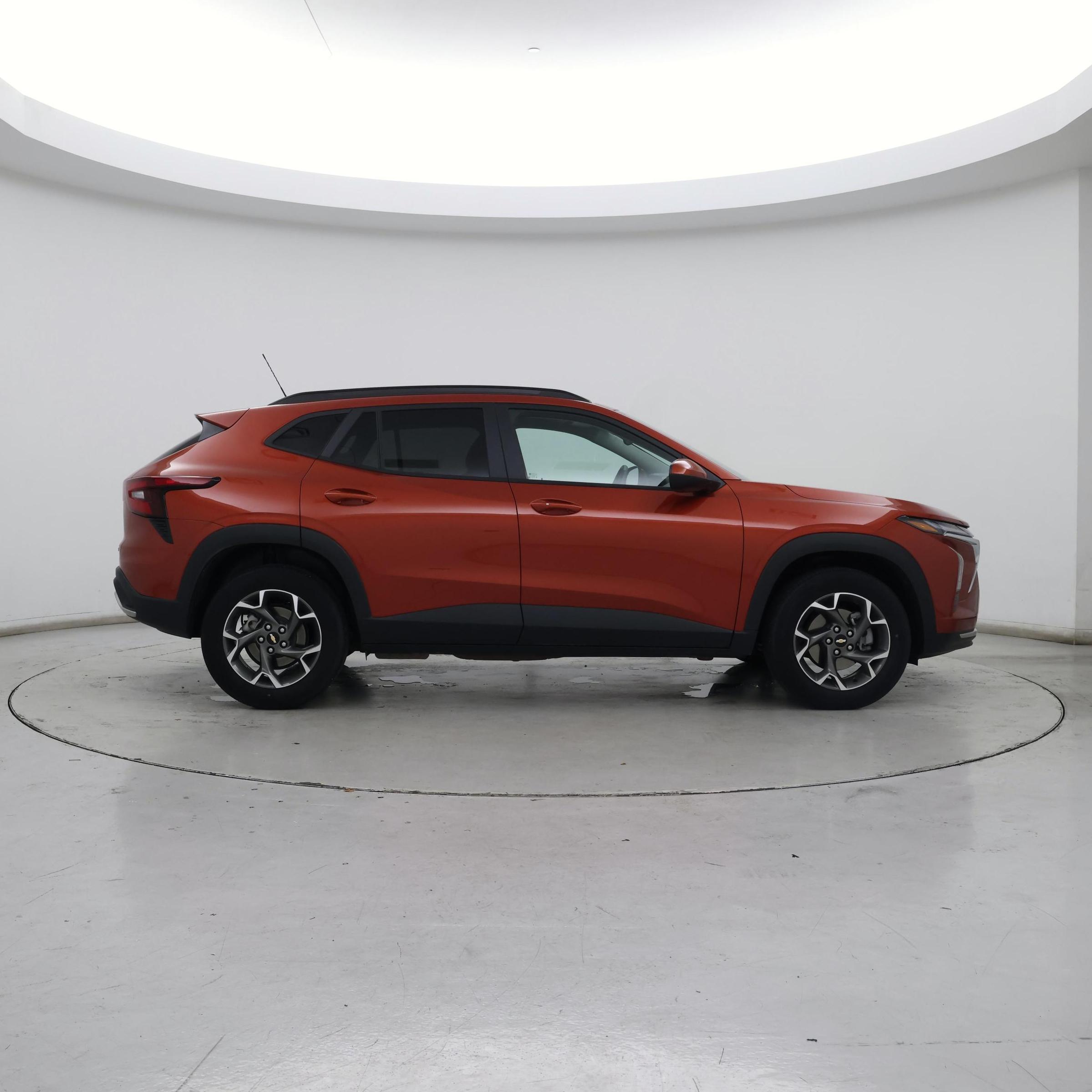 Thumbnail: 2024 Chevrolet Trax - 7