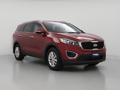 Red 2018 Kia Sorento LX