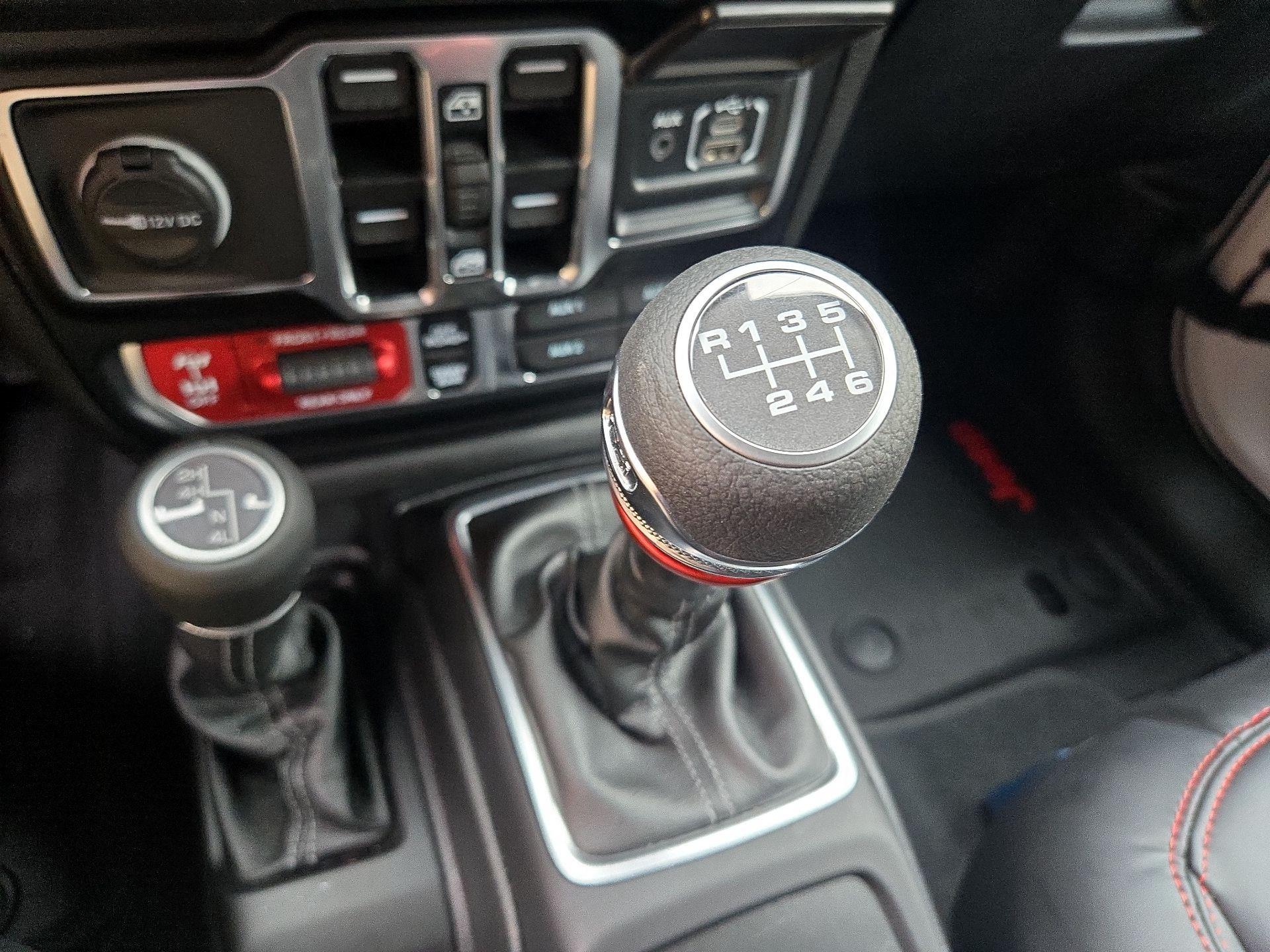 Thumbnail: 2024 Jeep Wrangler - 17