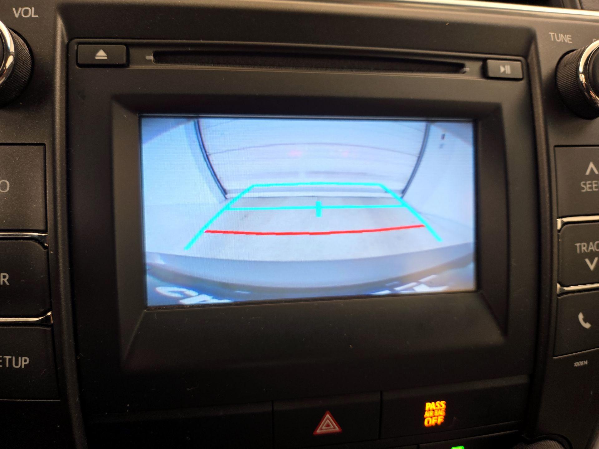 Thumbnail: 2016 Toyota Camry - 14