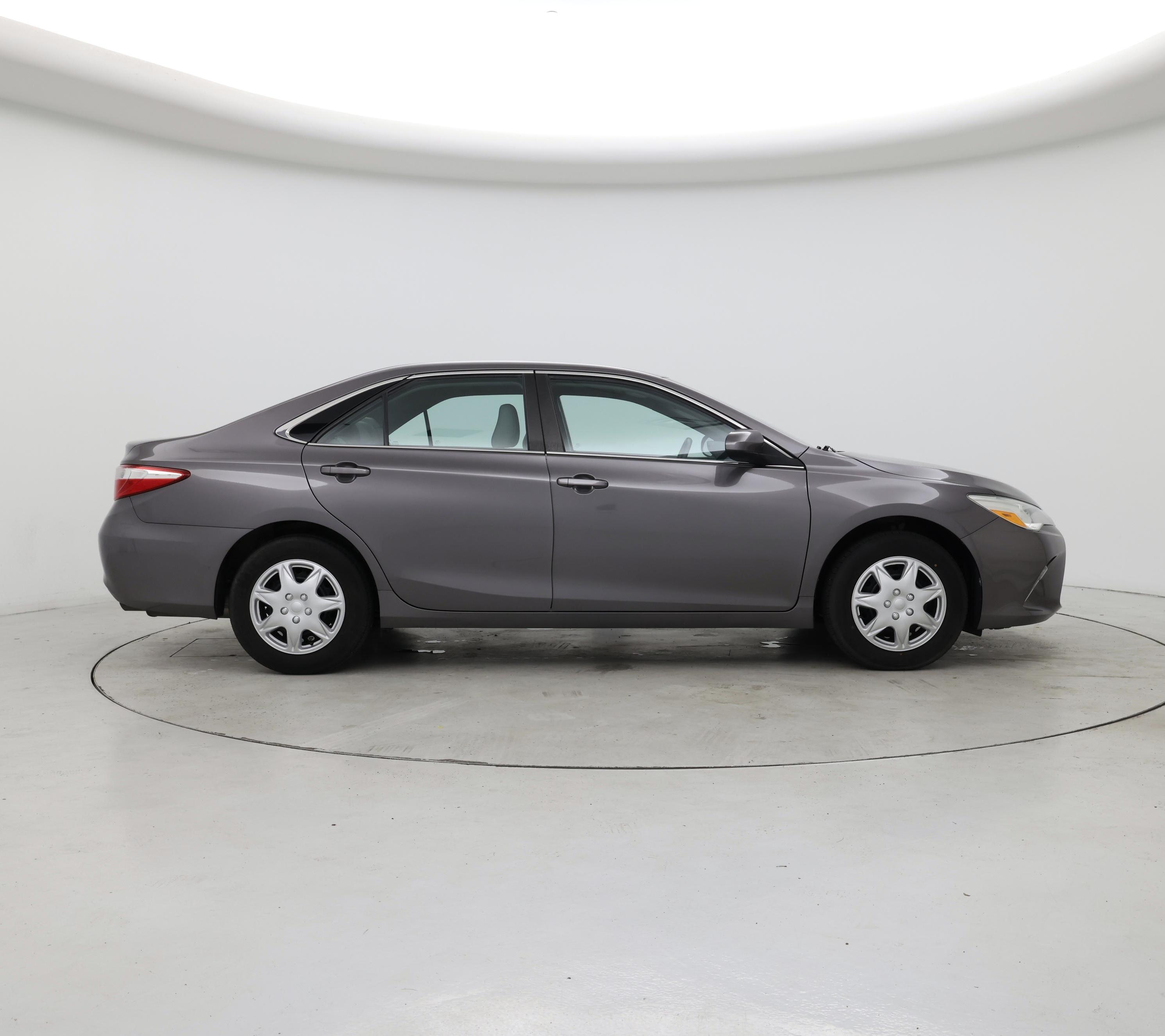 Thumbnail: 2016 Toyota Camry - 7