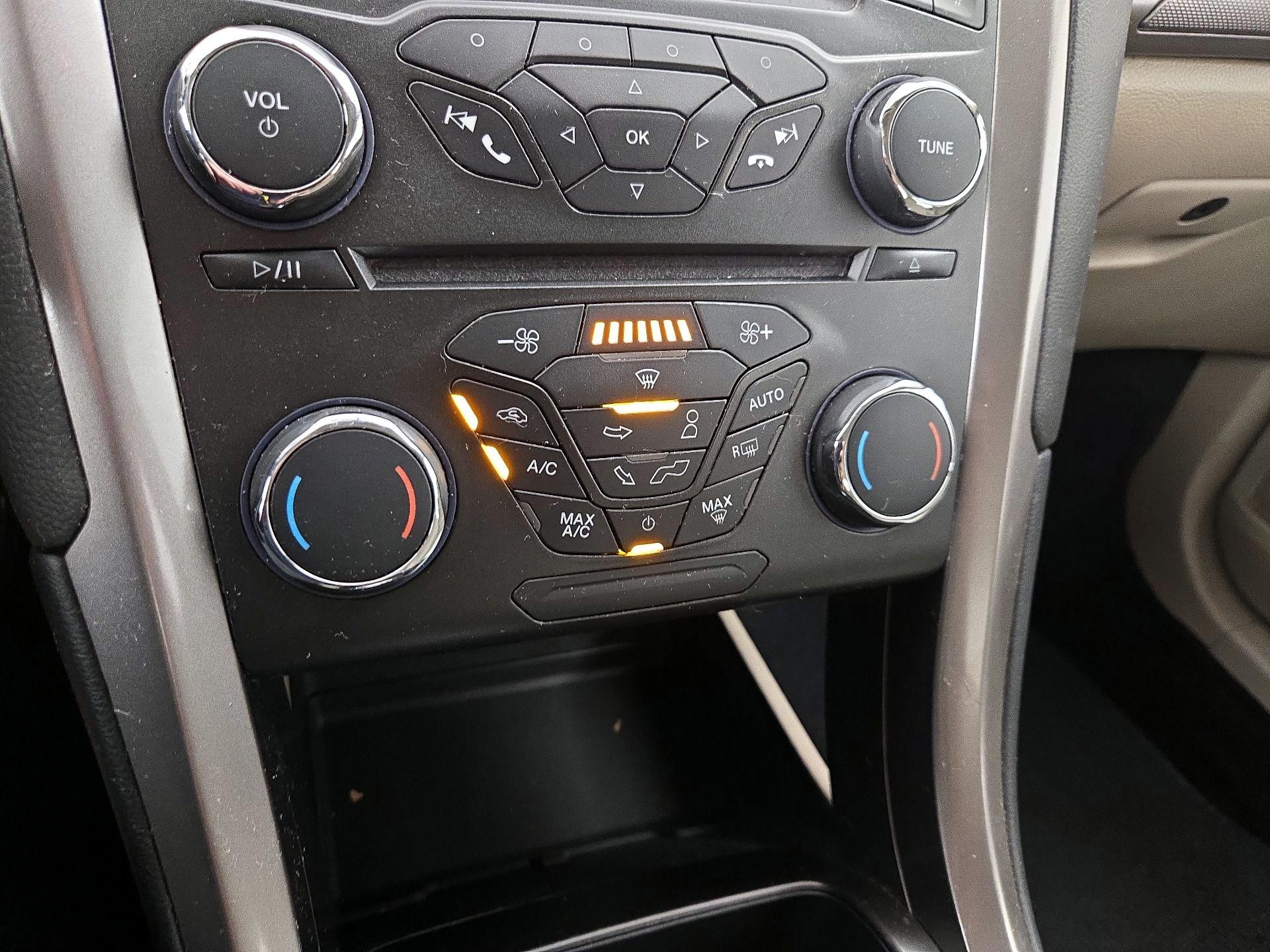 Thumbnail: 2018 Ford Fusion - 16