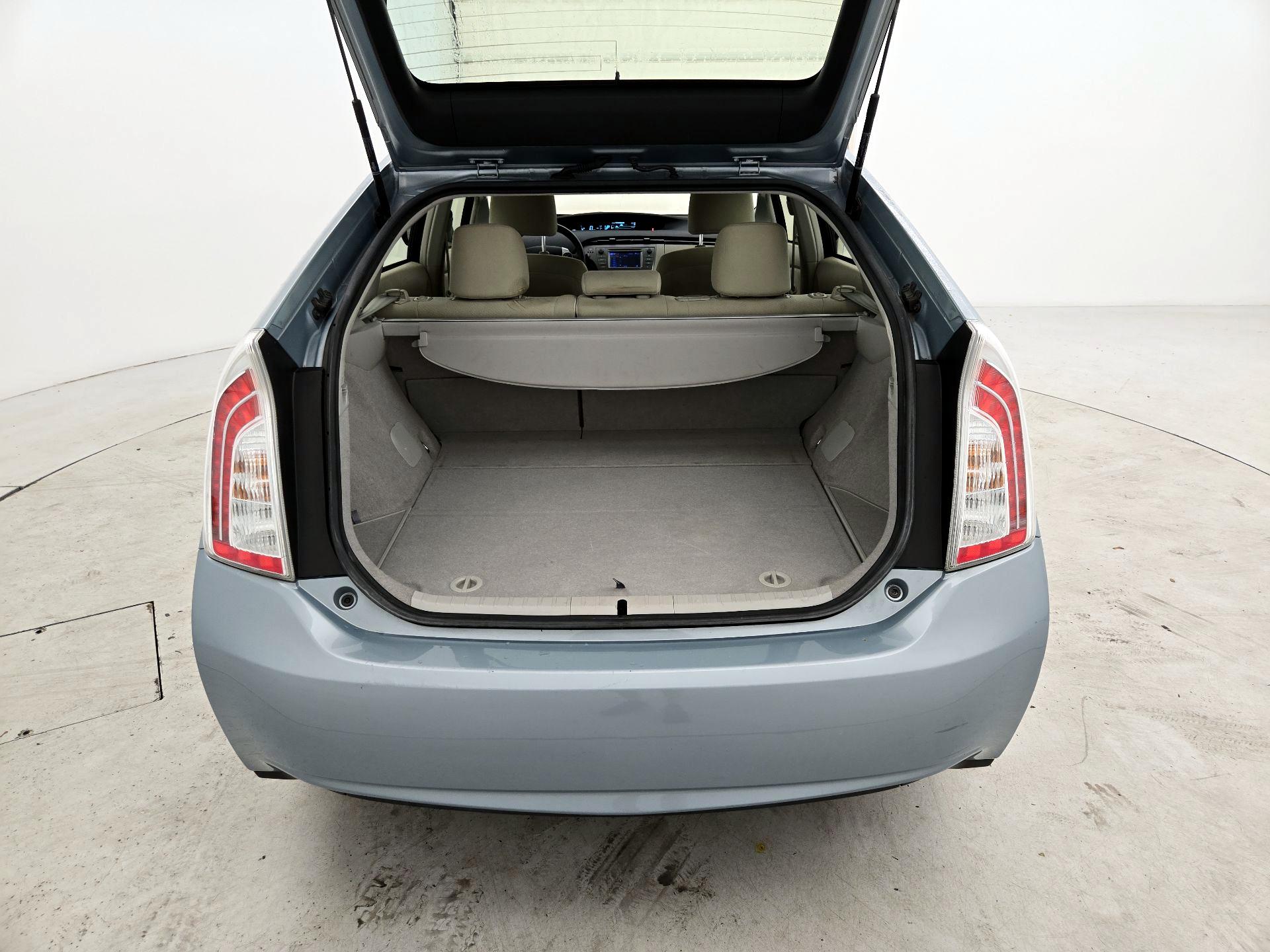 Thumbnail: 2014 Toyota Prius - 19