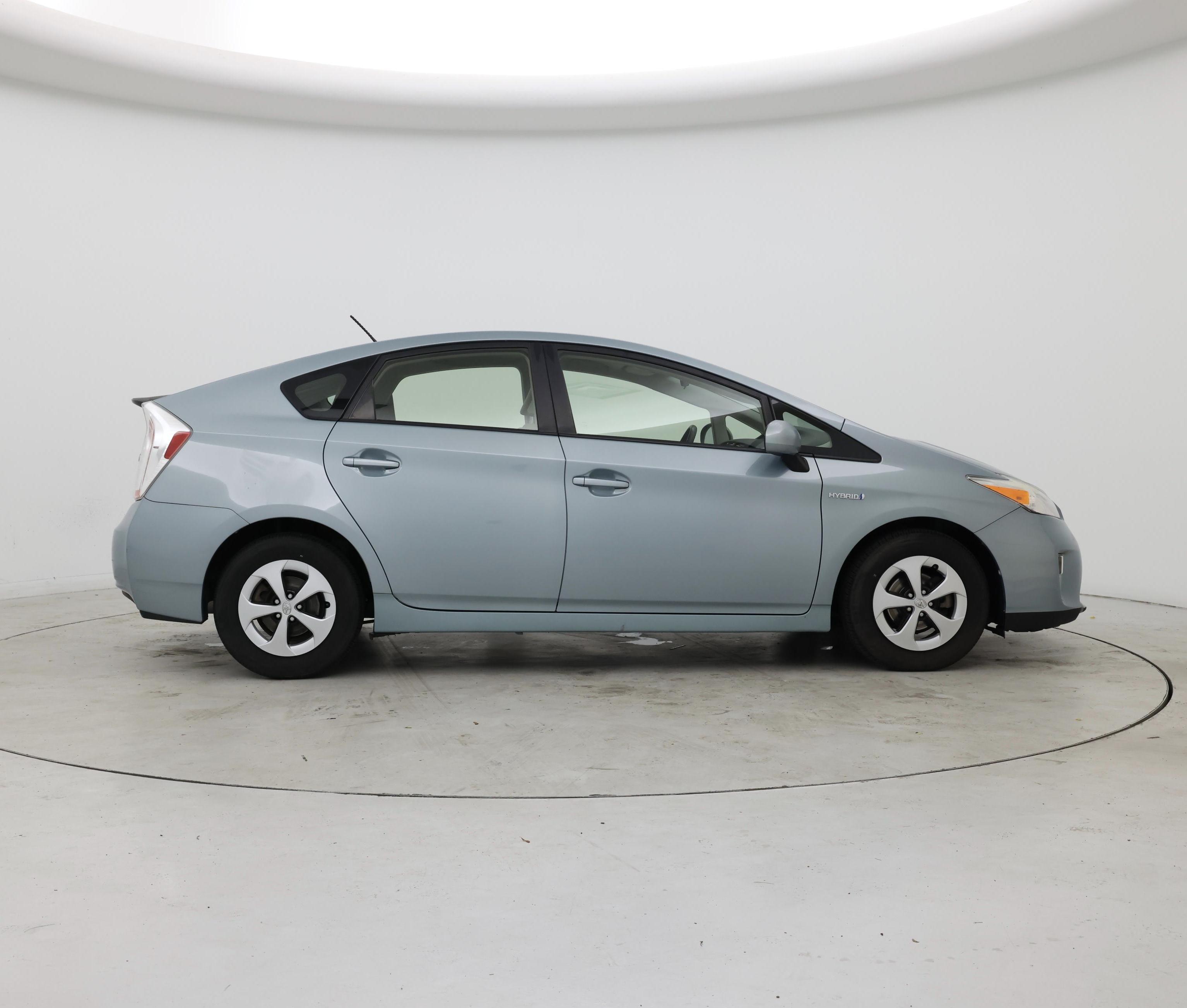 Thumbnail: 2014 Toyota Prius - 7