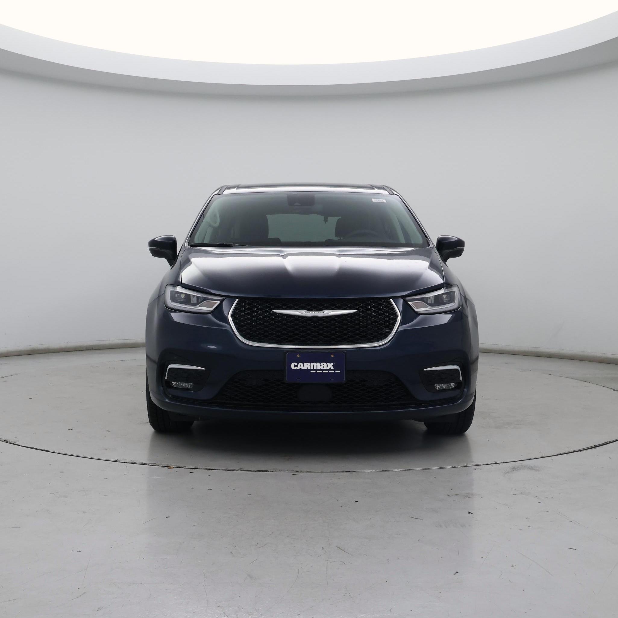 Thumbnail: 2023 Chrysler Pacifica - 5