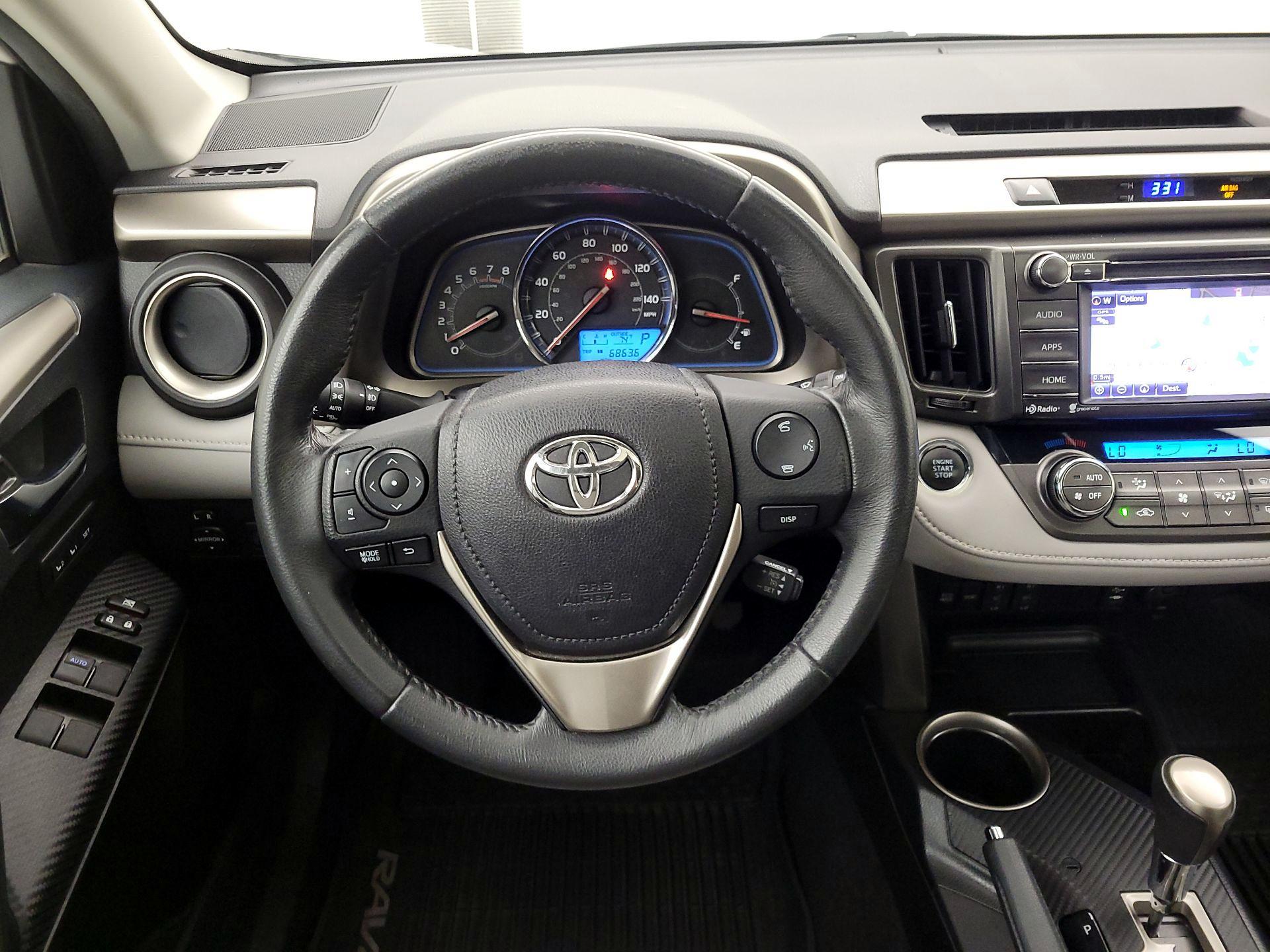 Thumbnail: 2014 Toyota RAV4 - 10