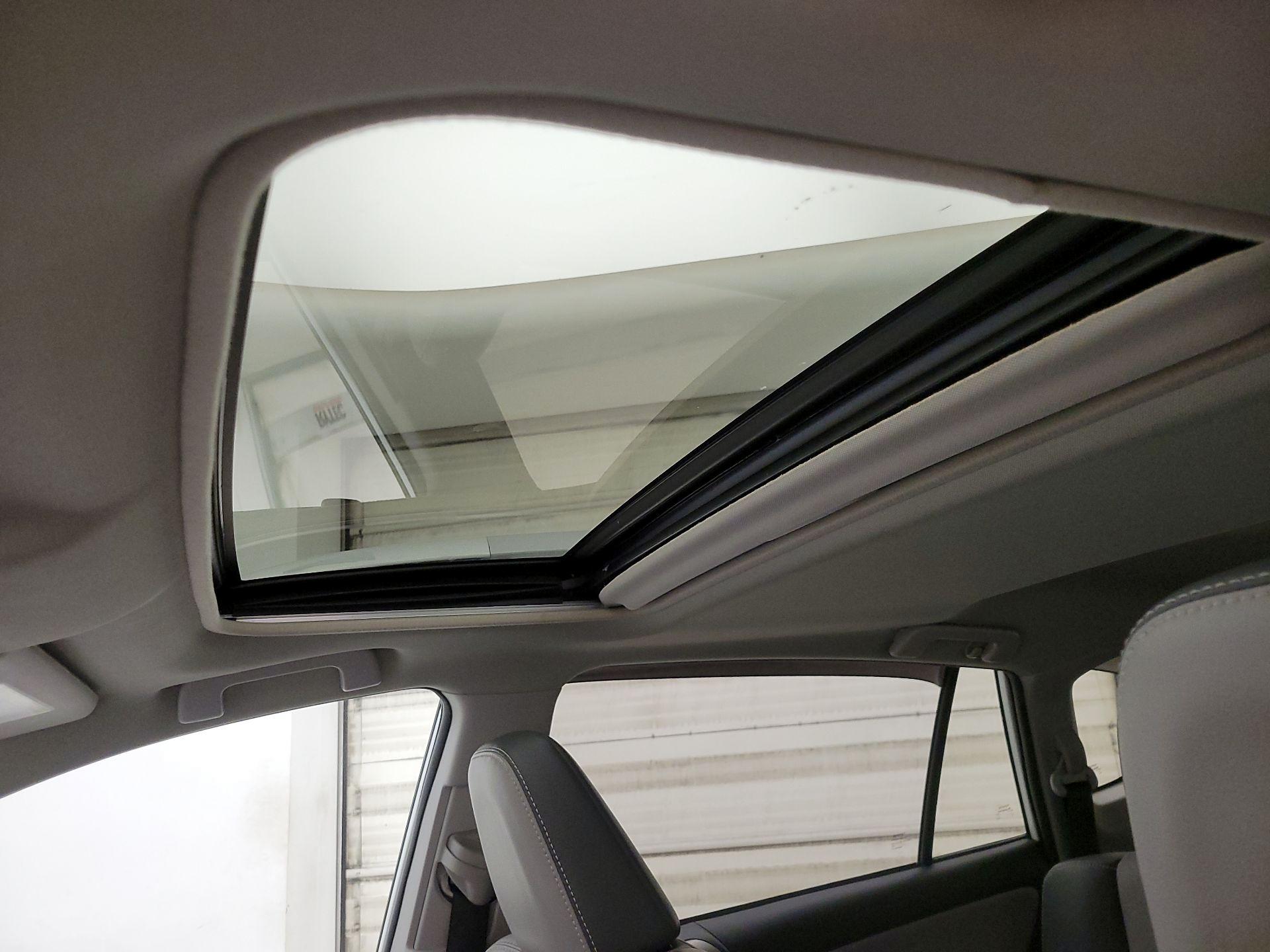 Thumbnail: 2014 Toyota RAV4 - 20