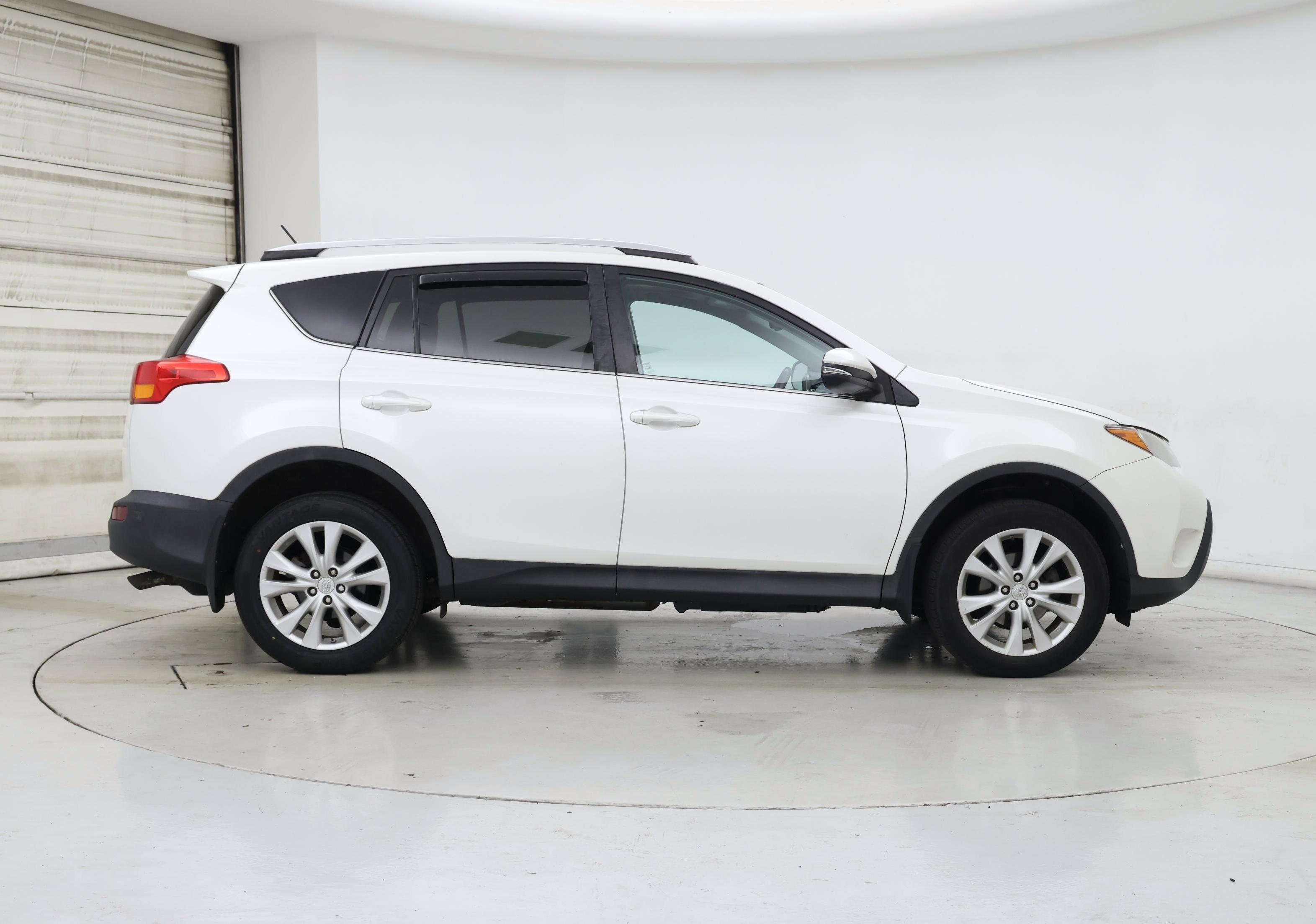 Thumbnail: 2014 Toyota RAV4 - 7