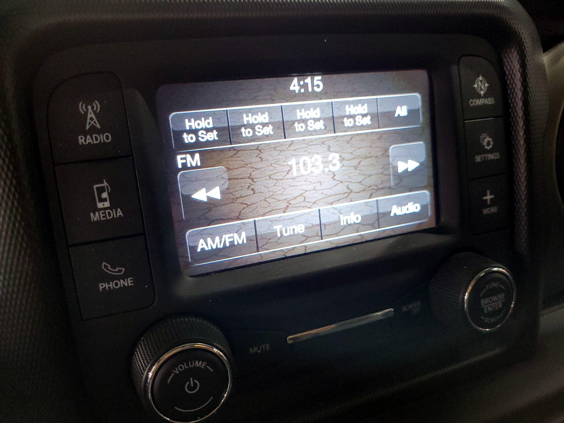 Thumbnail: 2019 Jeep Wrangler - 15
