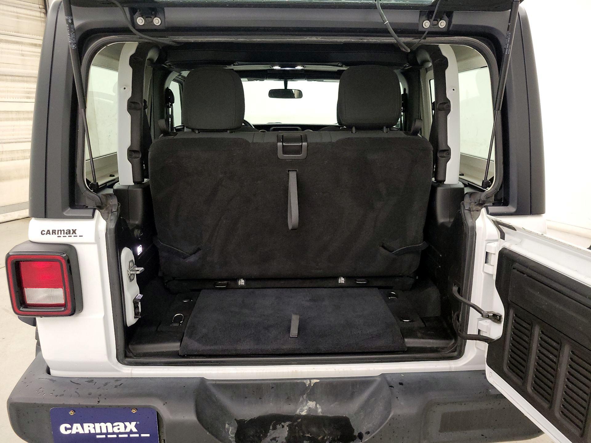 Thumbnail: 2019 Jeep Wrangler - 20