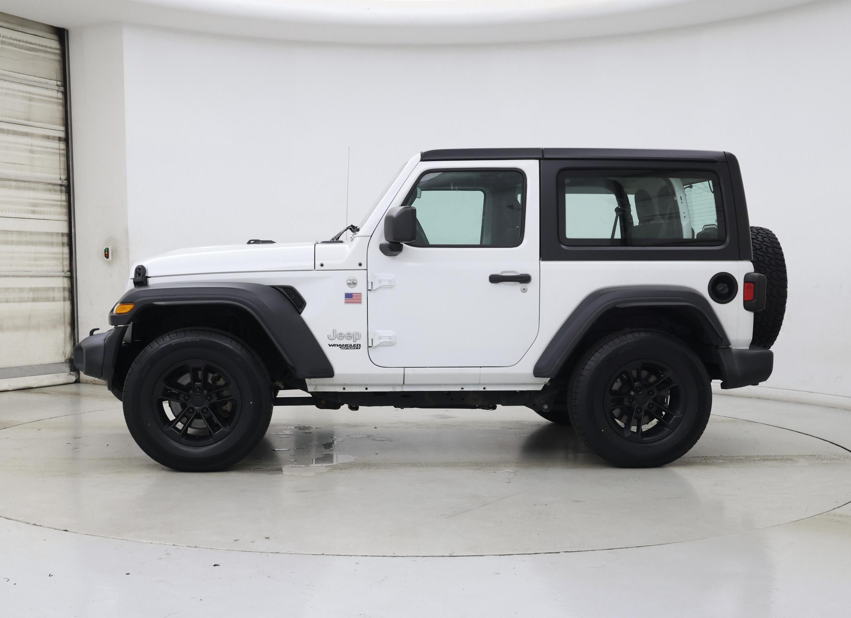 Thumbnail: 2019 Jeep Wrangler - 3