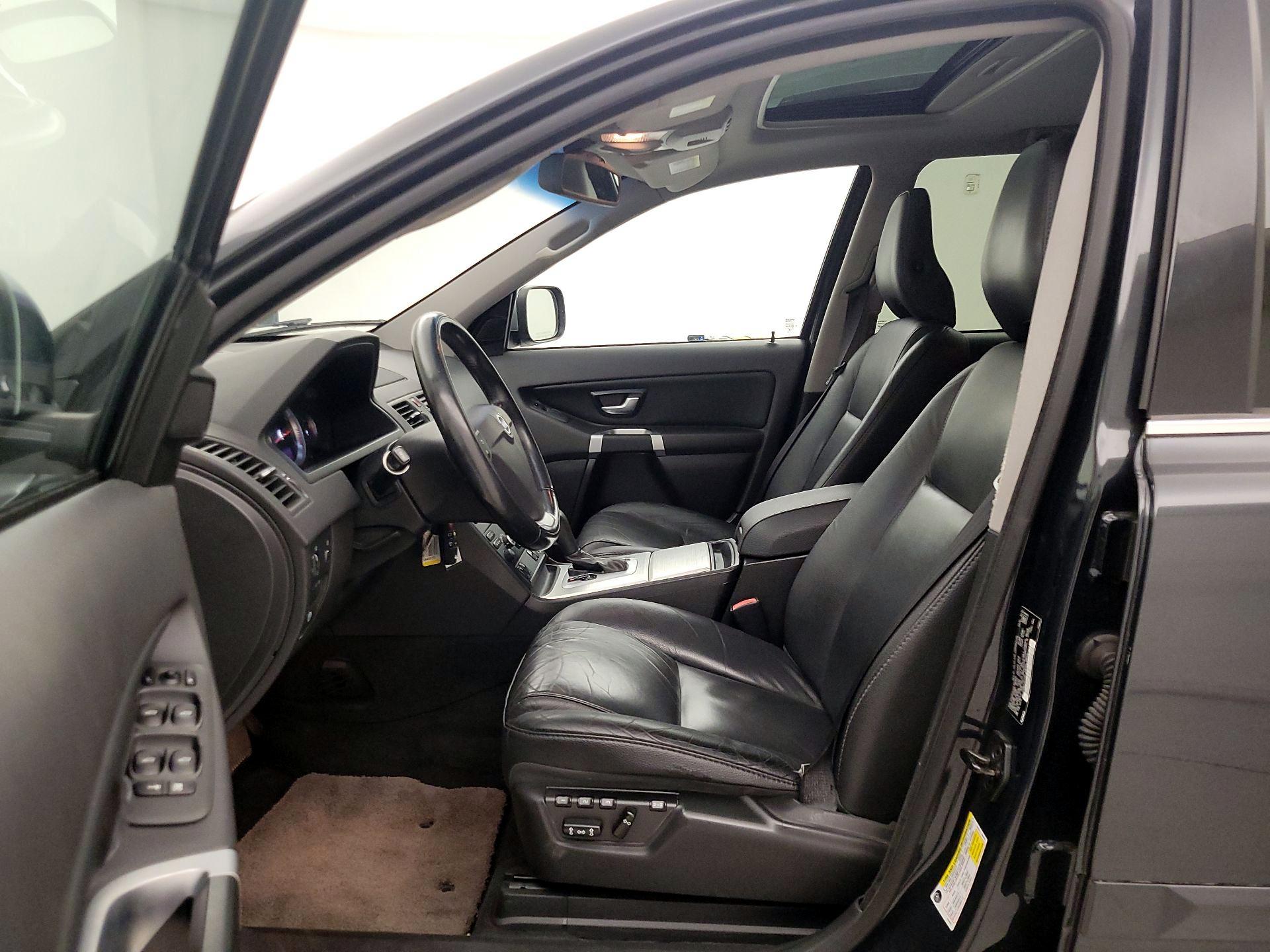 Thumbnail: 2014 Volvo XC90 - 11
