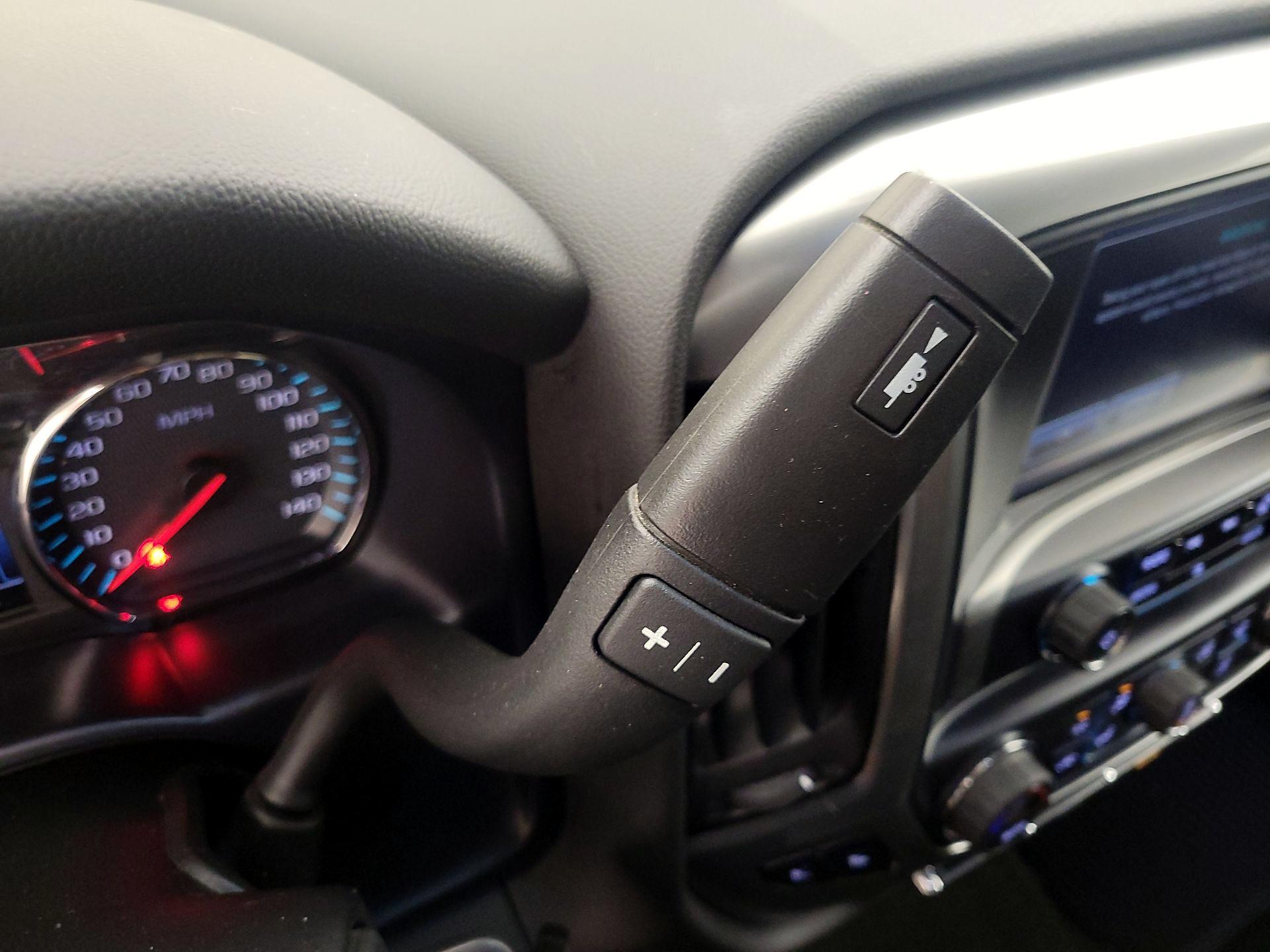 Thumbnail: 2017 Chevrolet Silverado 1500 - 18