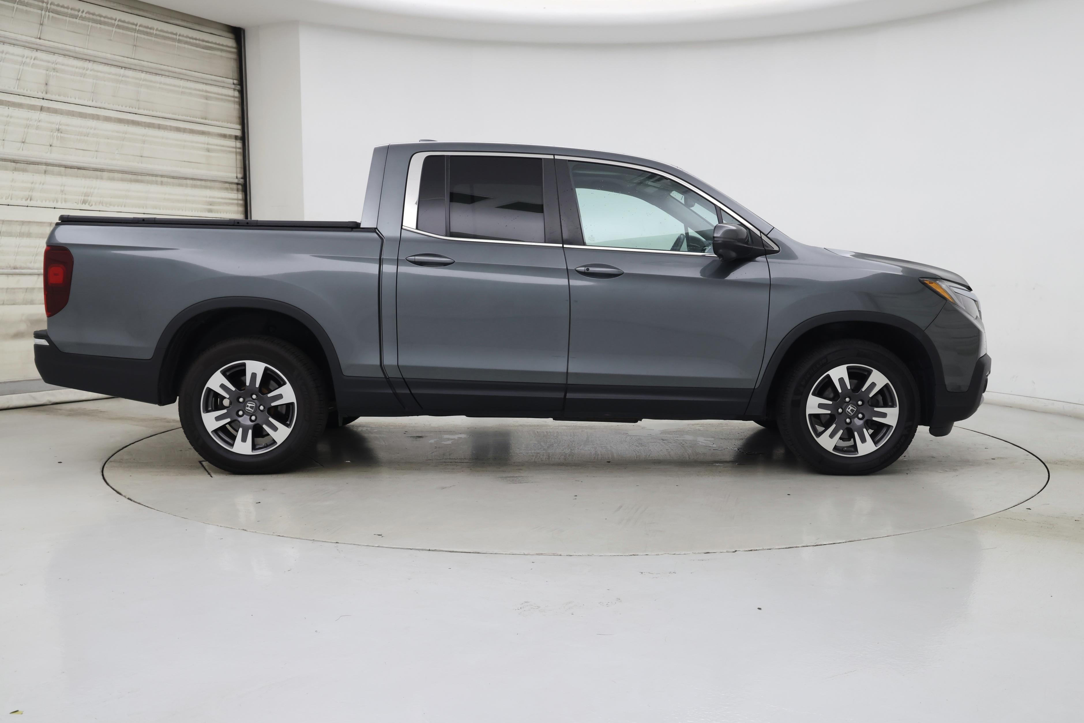 Thumbnail: 2019 Honda Ridgeline - 7