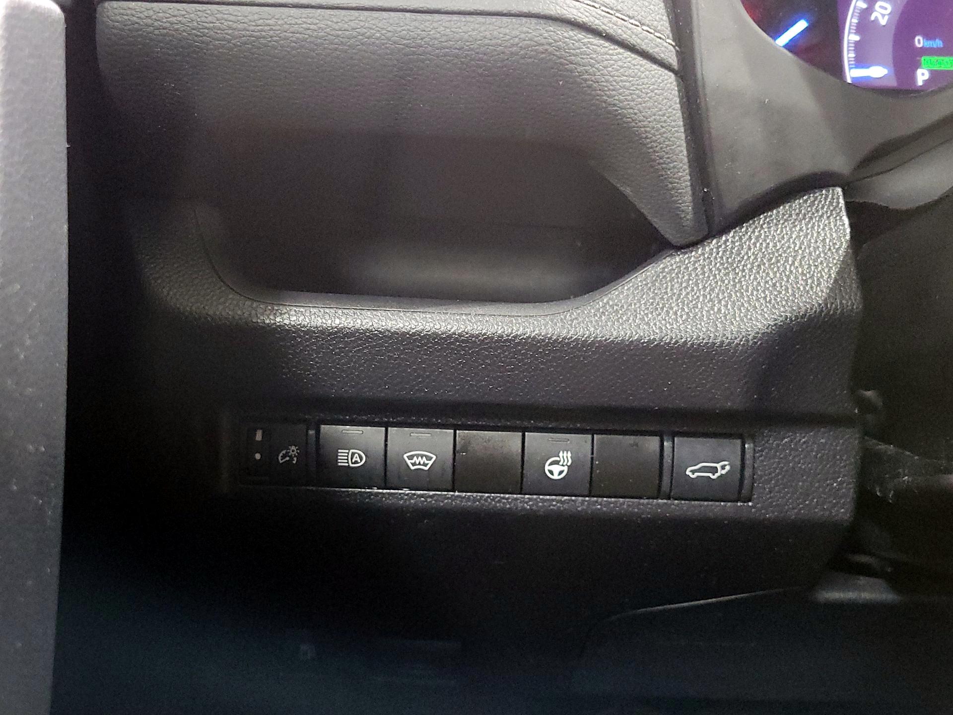 Thumbnail: 2024 Toyota RAV4 - 13
