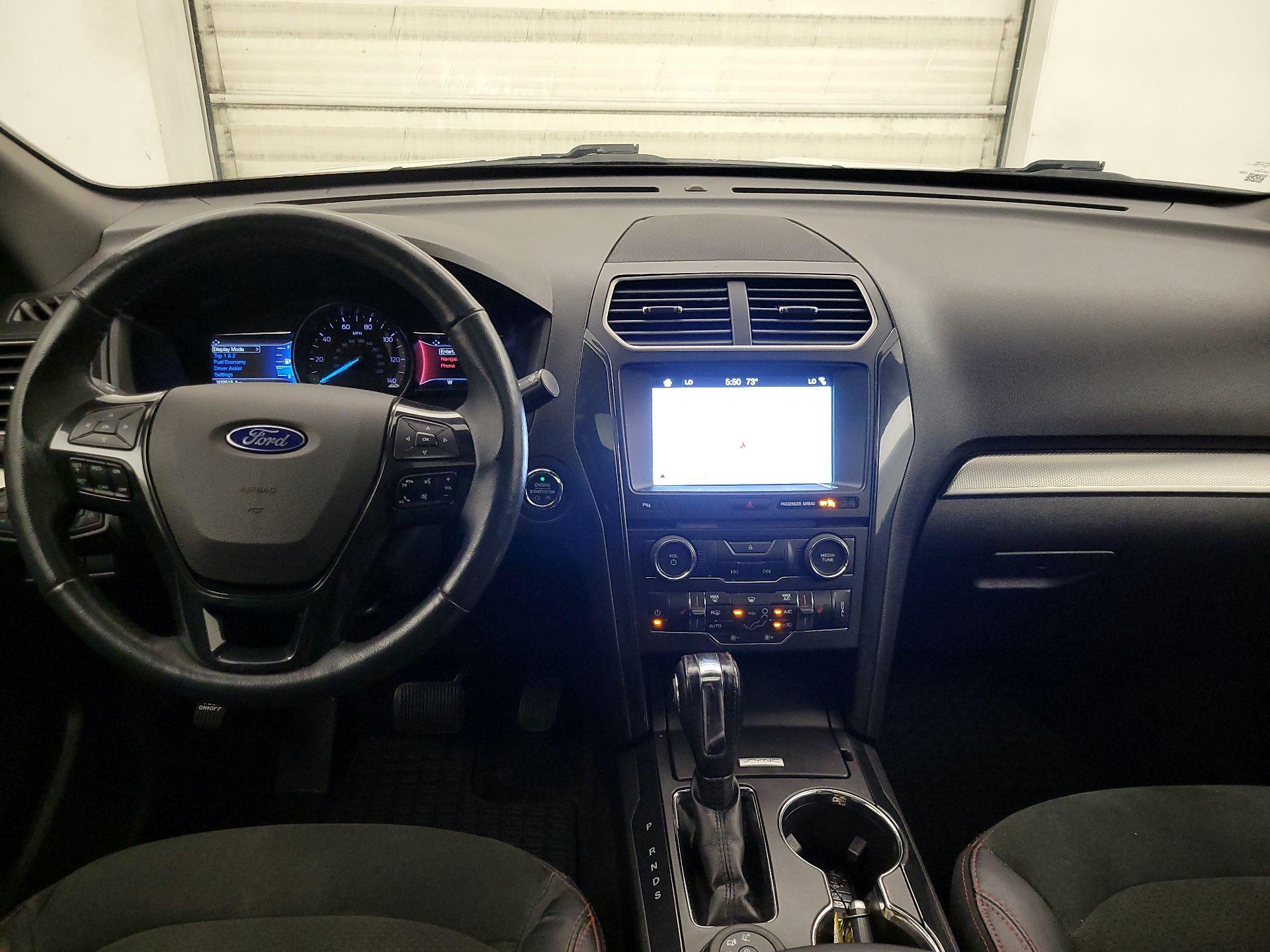Thumbnail: 2018 Ford Explorer - 9