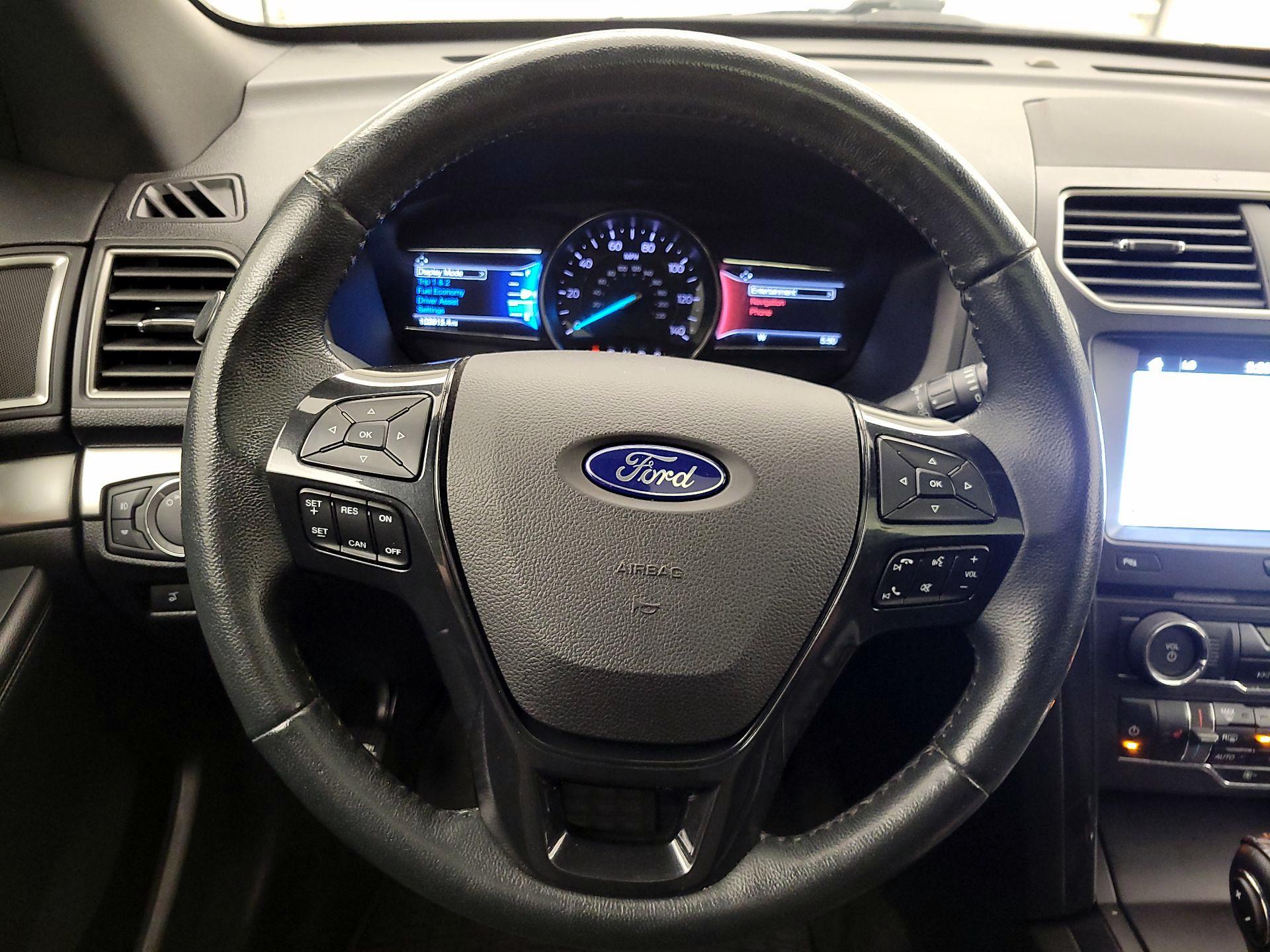 Thumbnail: 2018 Ford Explorer - 10