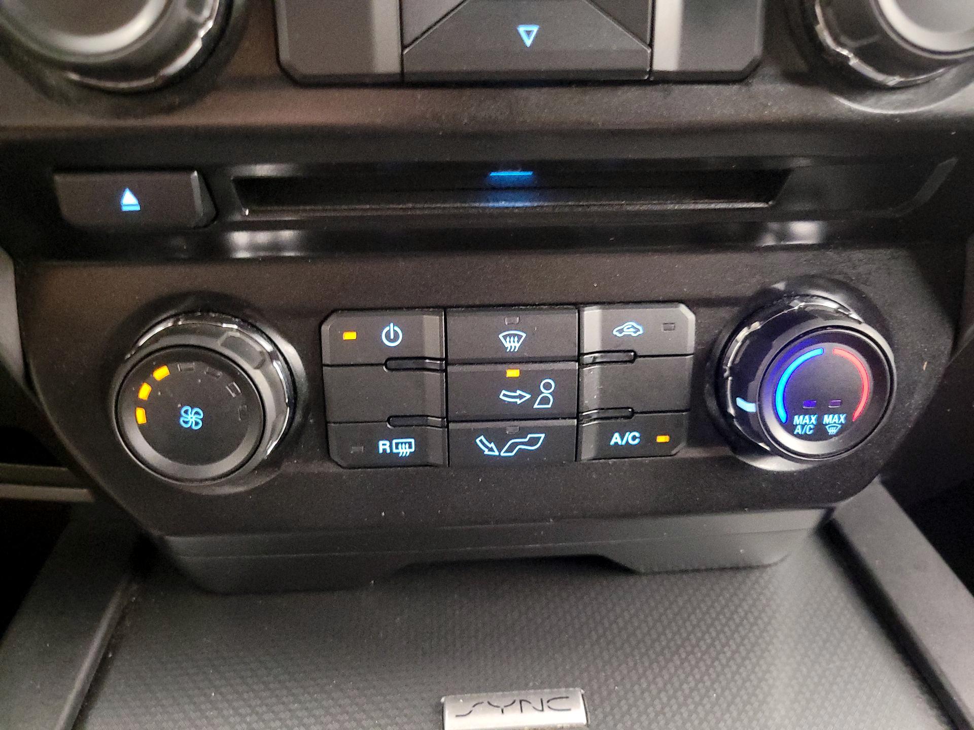 Thumbnail: 2015 Ford F-150 - 16