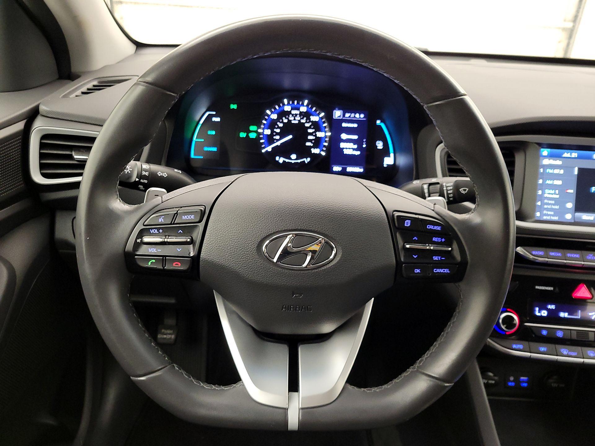 Thumbnail: 2019 Hyundai Ioniq - 10