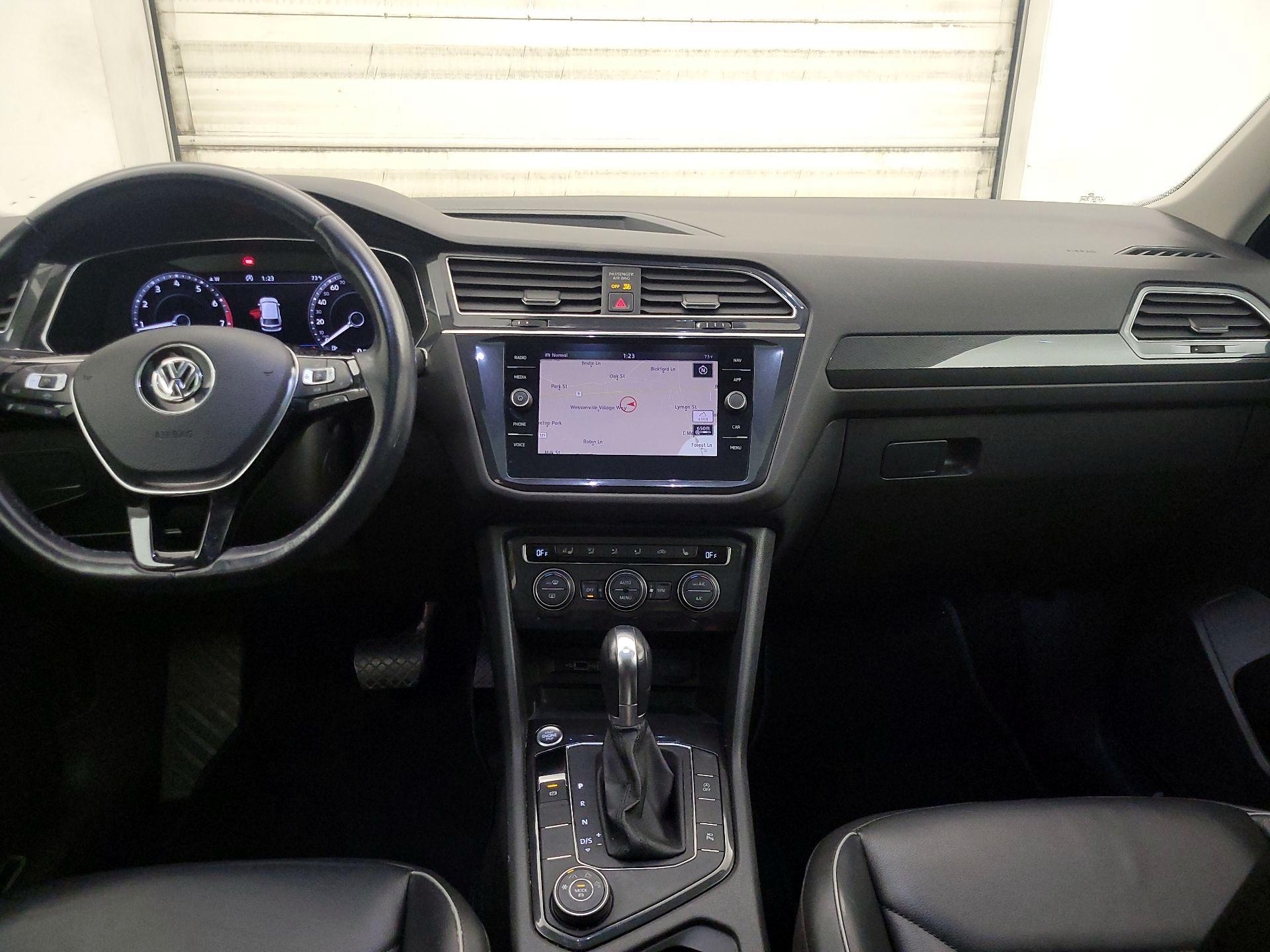 Thumbnail: 2019 Volkswagen Tiguan - 9