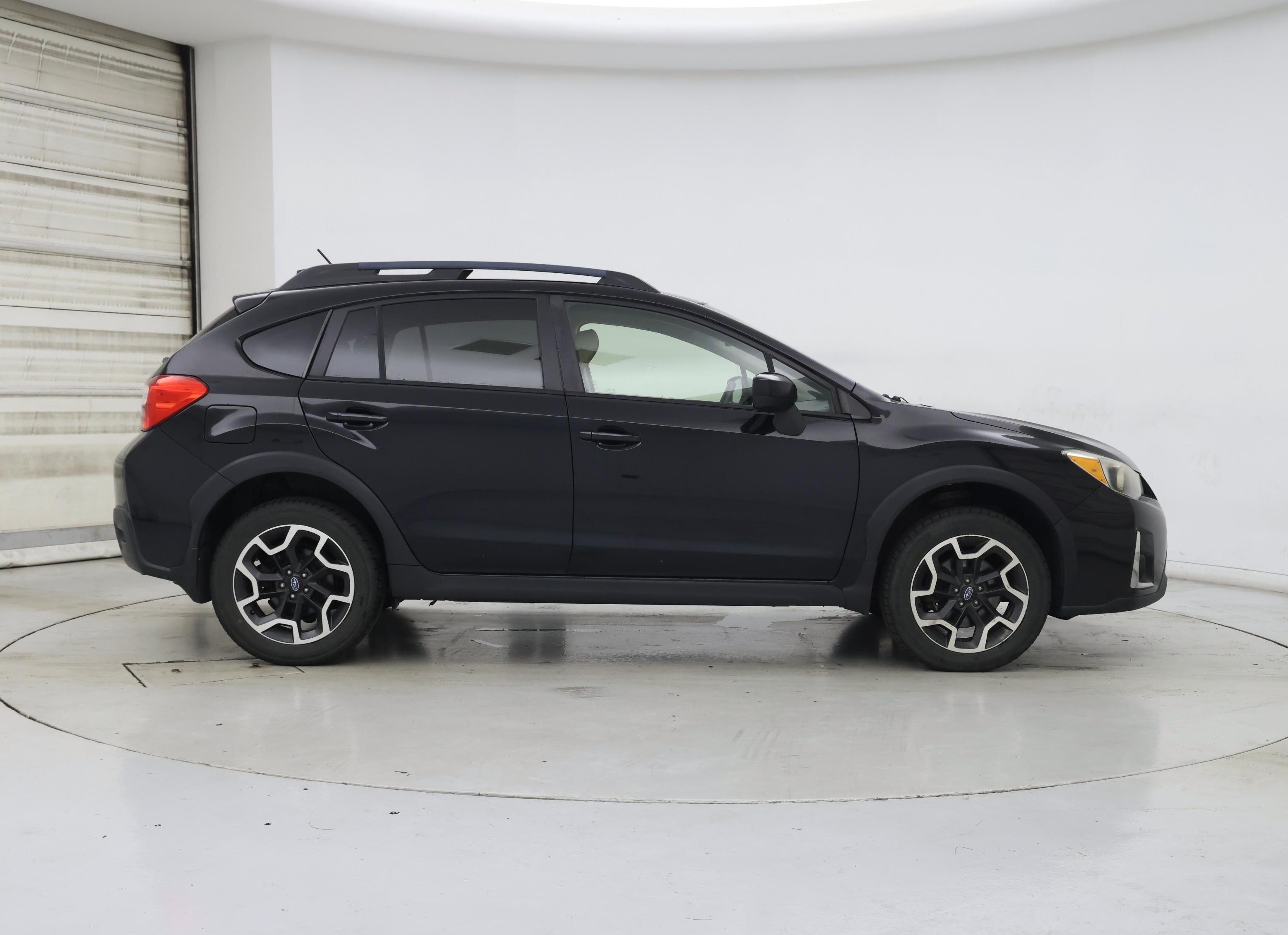 Thumbnail: 2016 Subaru XV Crosstrek - 7