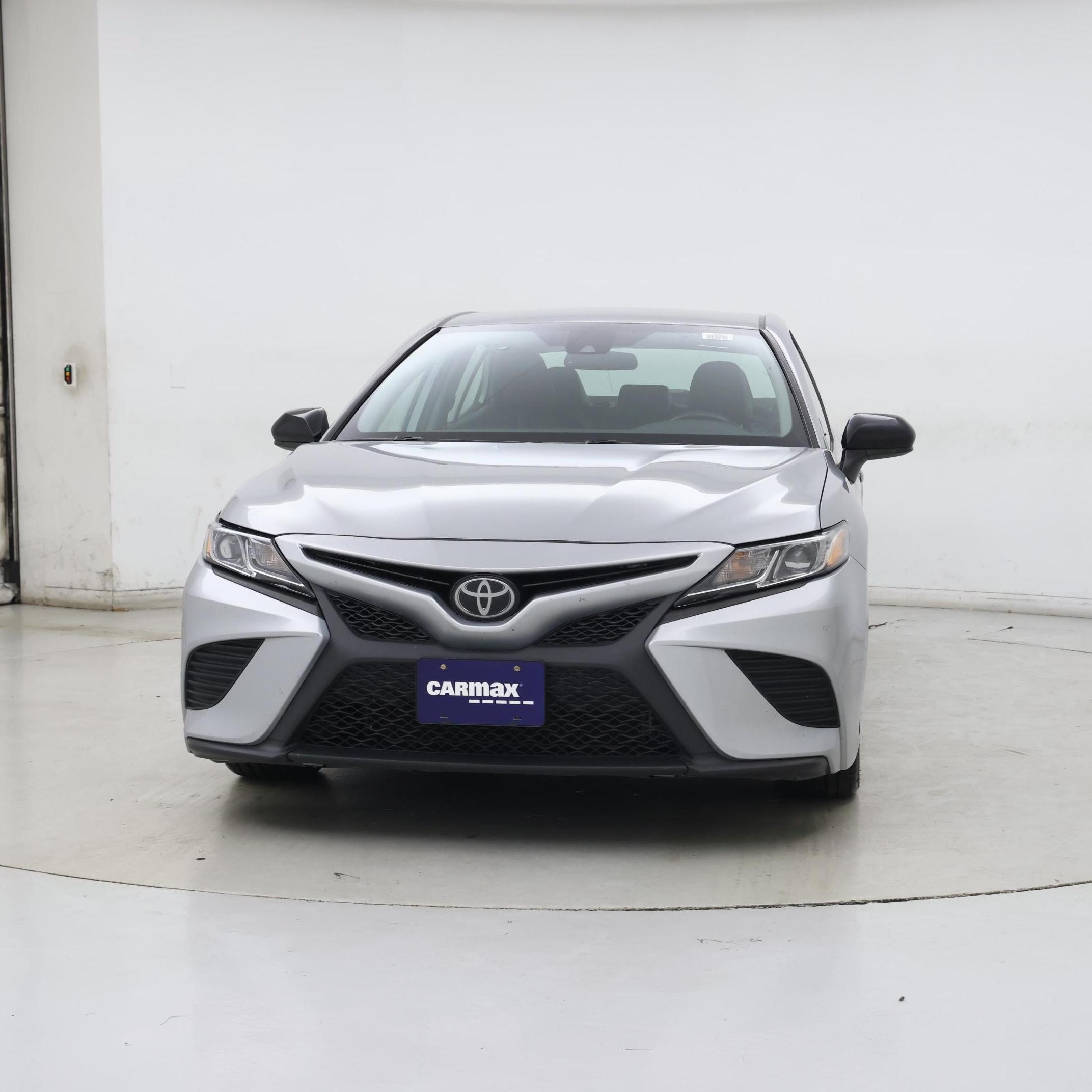 Thumbnail: 2020 Toyota Camry - 5