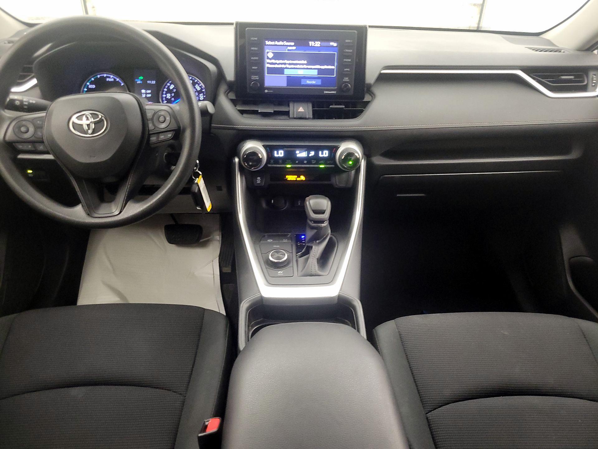 Thumbnail: 2020 Toyota RAV4 - 9