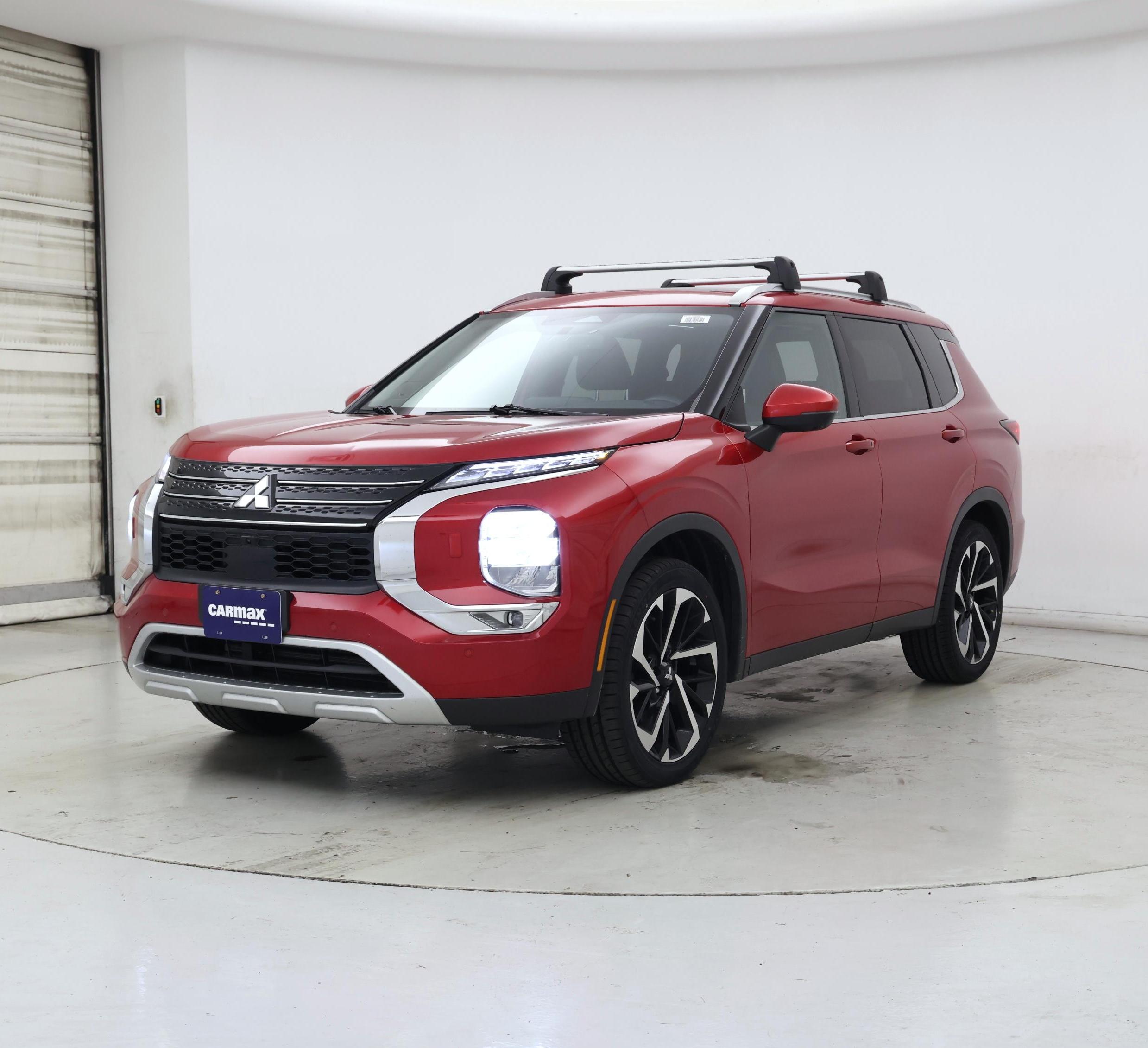 Thumbnail: 2023 Mitsubishi Outlander - 4