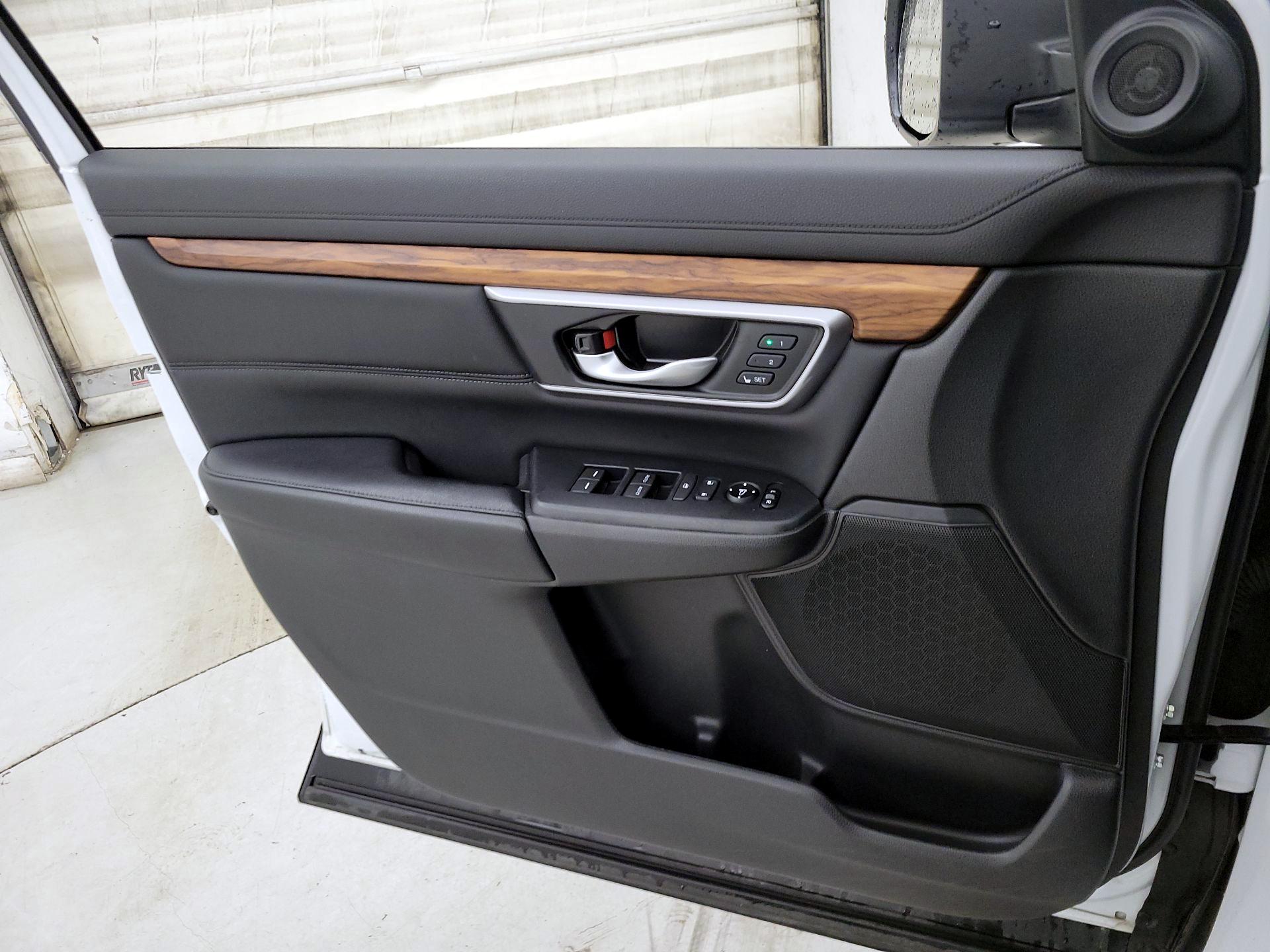 Thumbnail: 2019 Honda CR-V - 12