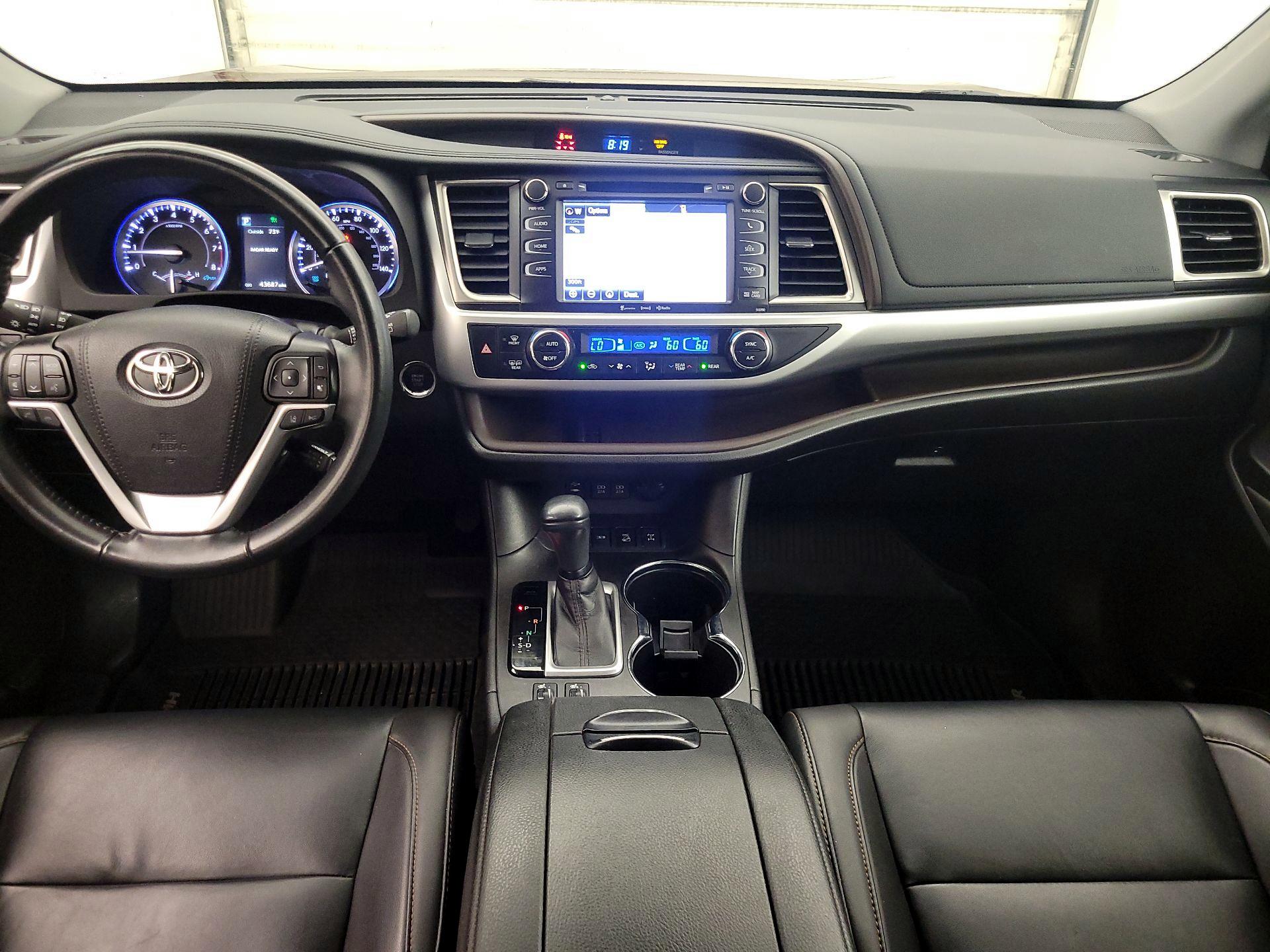 Thumbnail: 2019 Toyota Highlander - 9