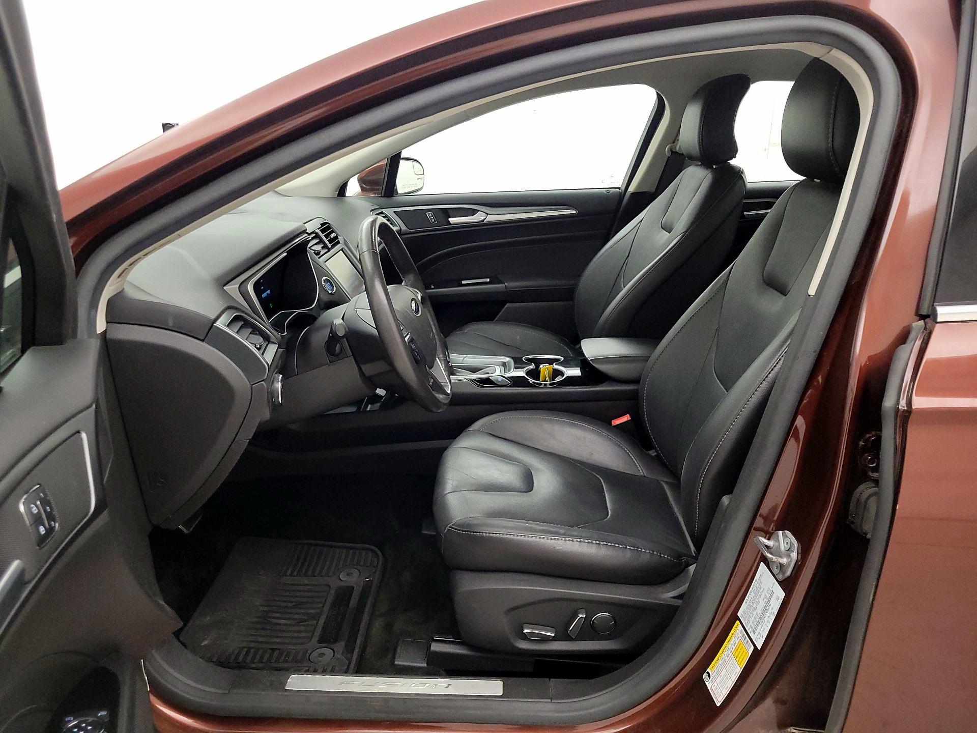 Thumbnail: 2015 Ford Fusion - 11