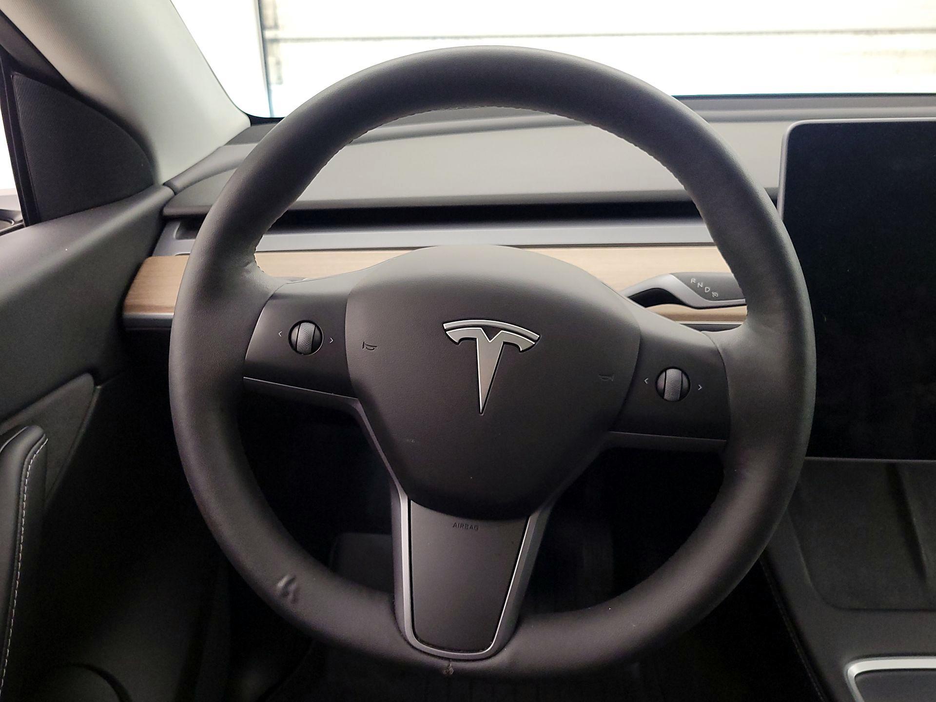 Thumbnail: 2021 Tesla Model Y - 10