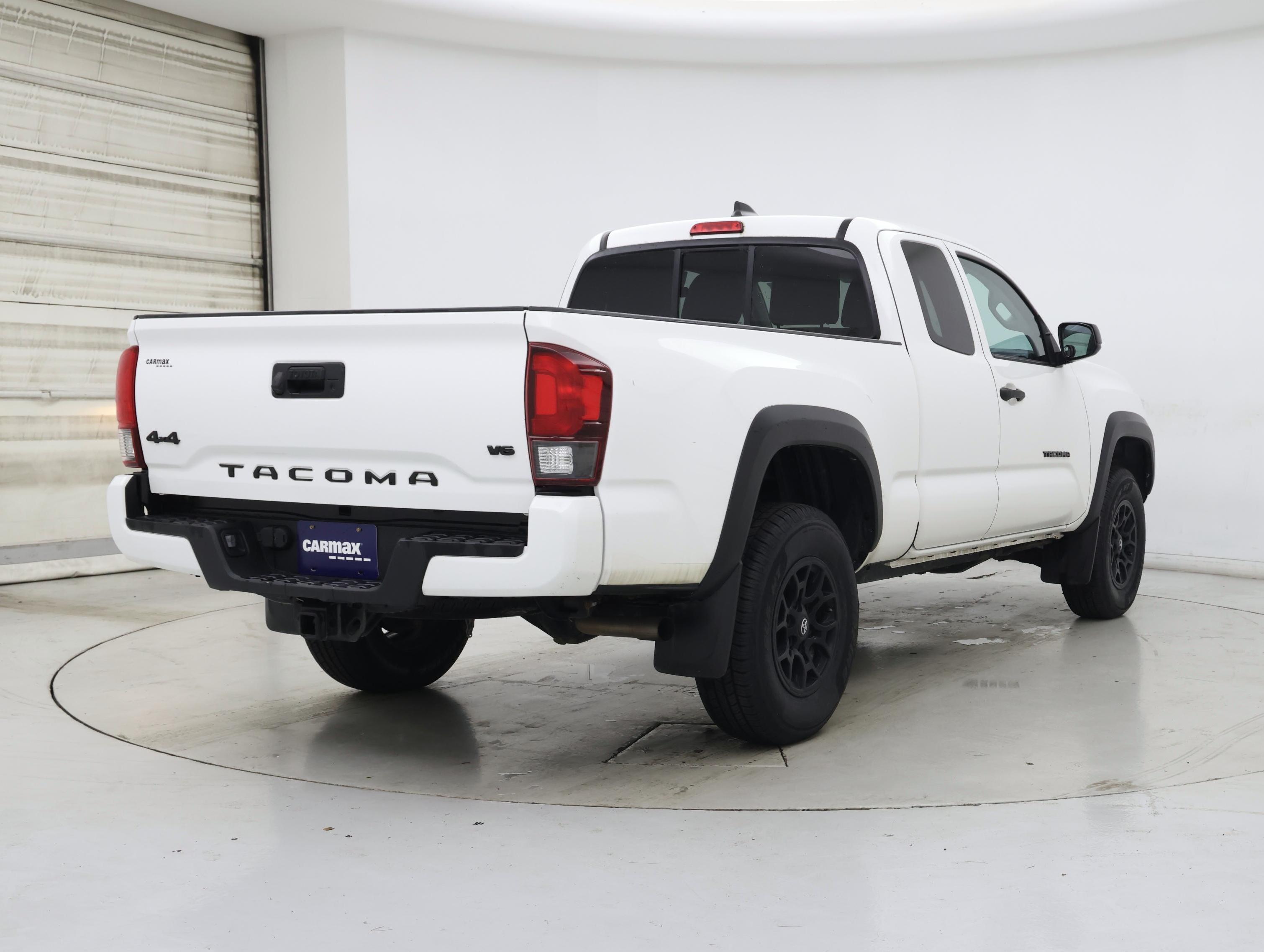 Thumbnail: 2021 Toyota Tacoma - 8