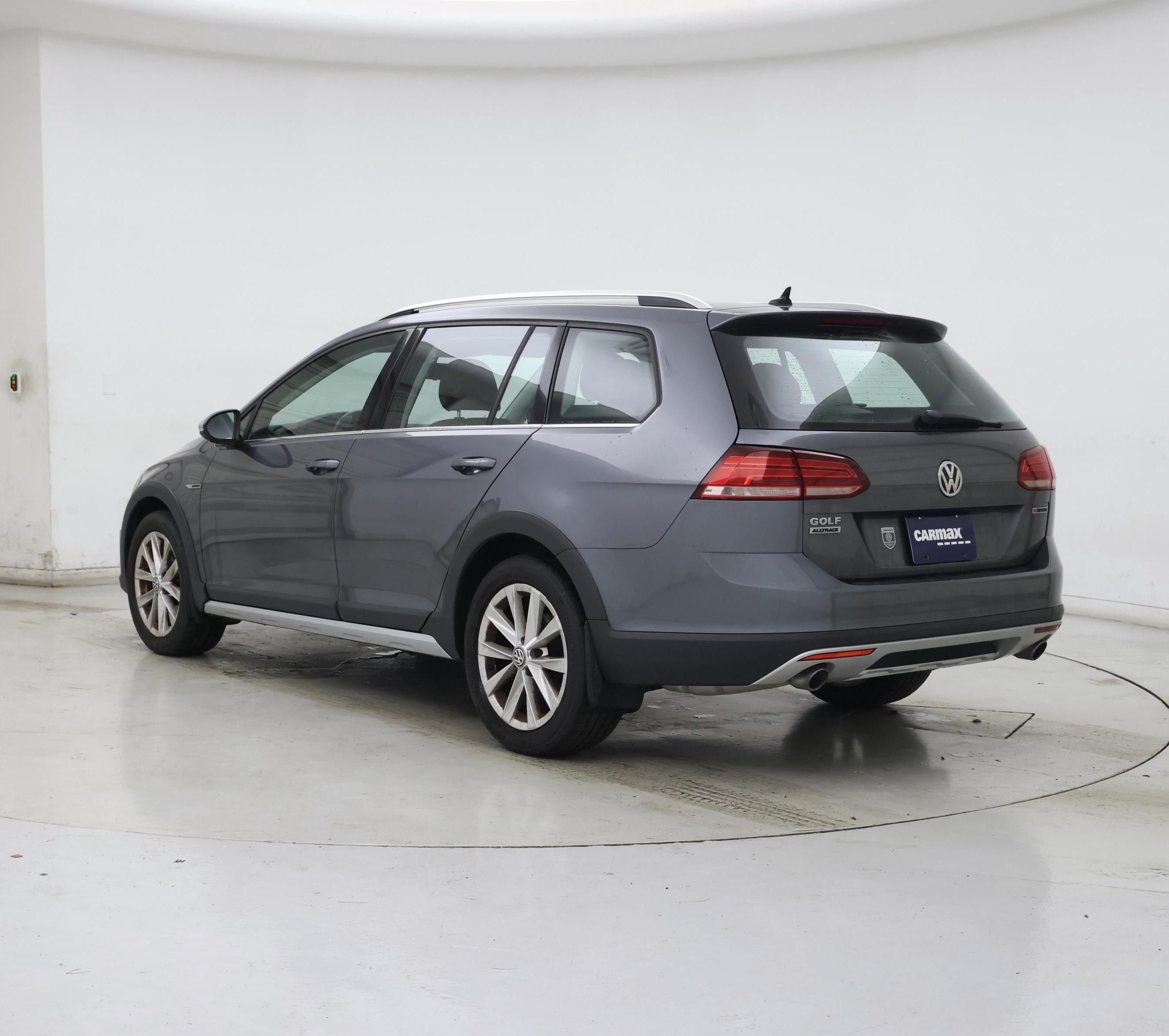 Thumbnail: 2019 Volkswagen Golf - 2