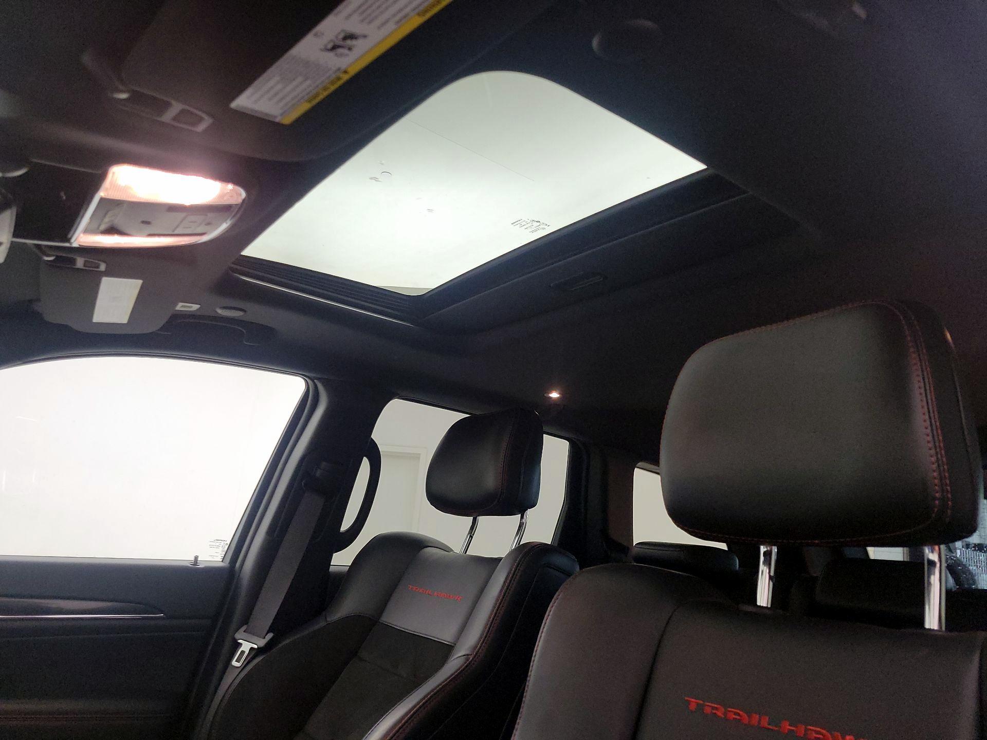 Thumbnail: 2021 Jeep Grand Cherokee - 20