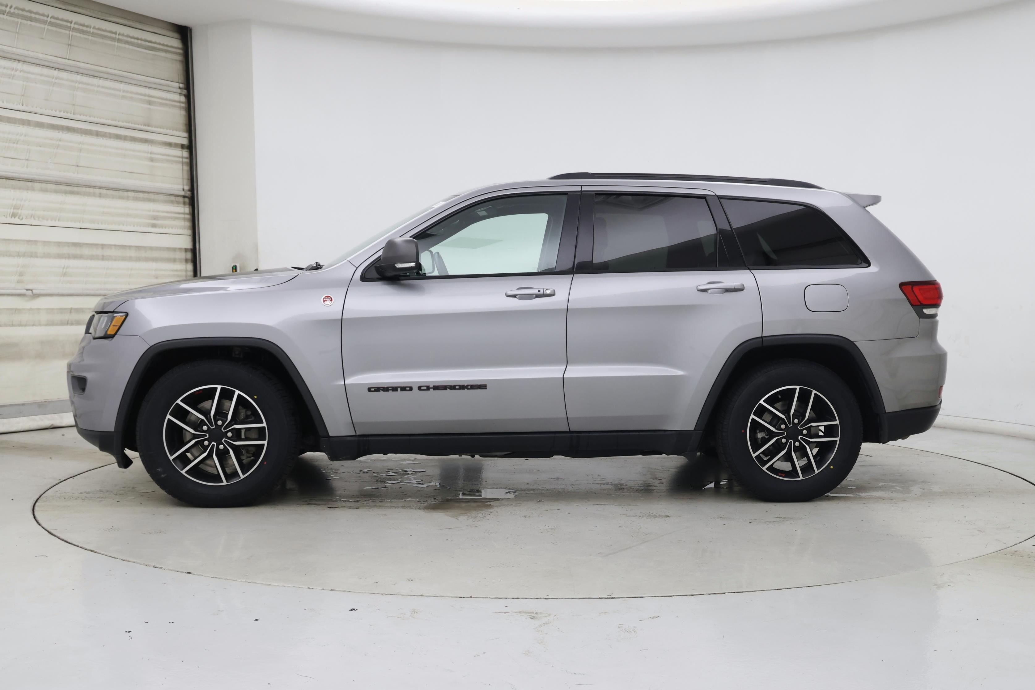 Thumbnail: 2021 Jeep Grand Cherokee - 3