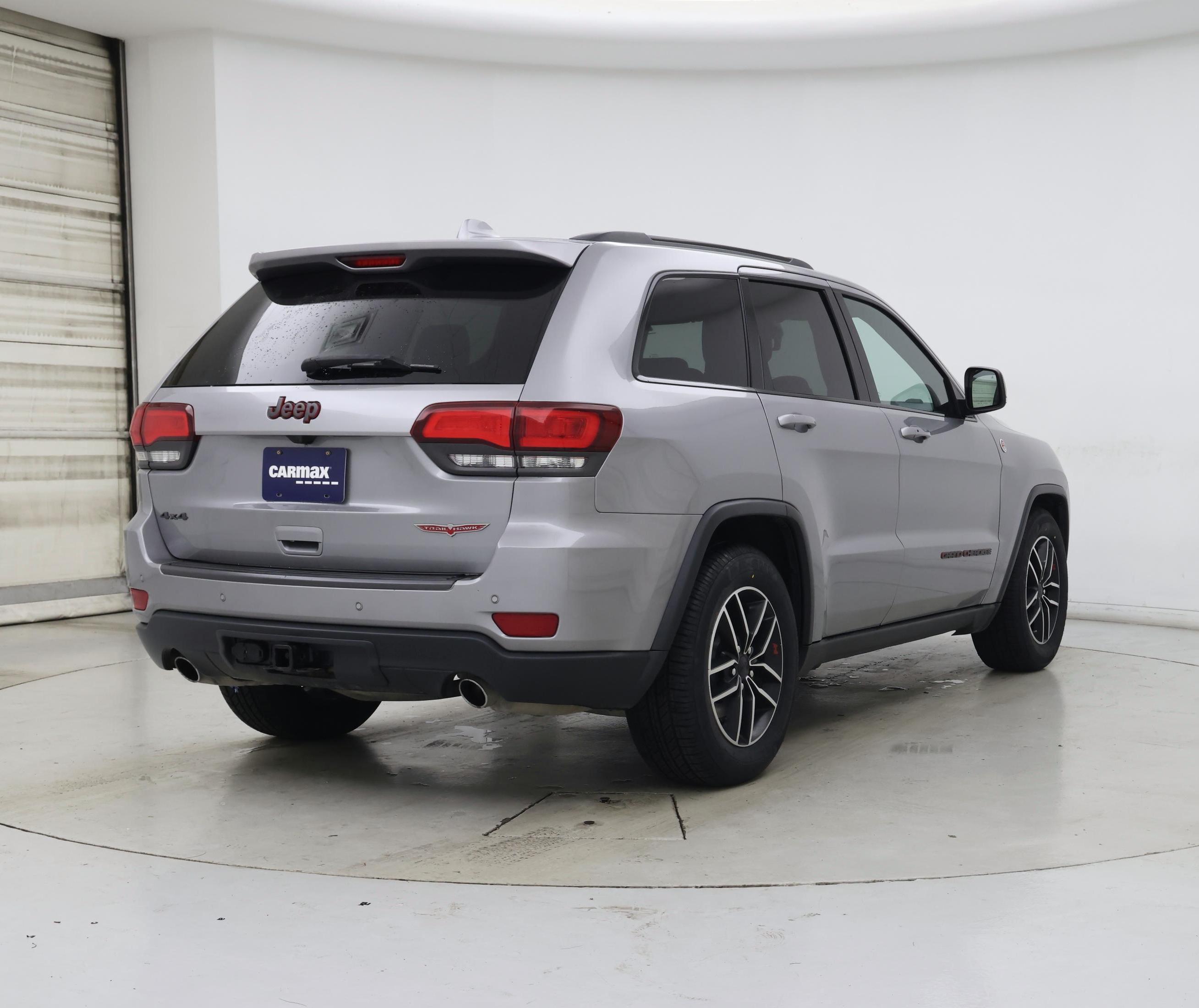 Thumbnail: 2021 Jeep Grand Cherokee - 8