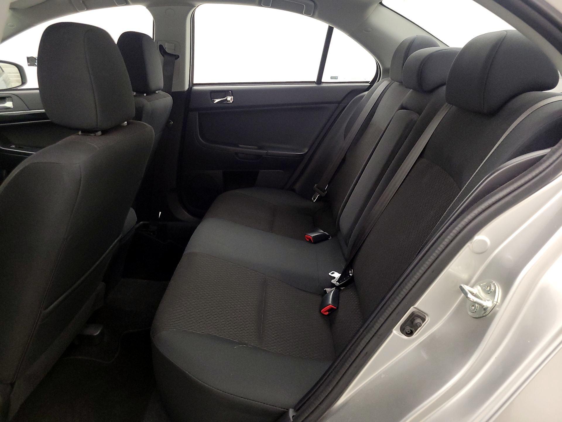 Thumbnail: 2016 Mitsubishi Lancer - 17