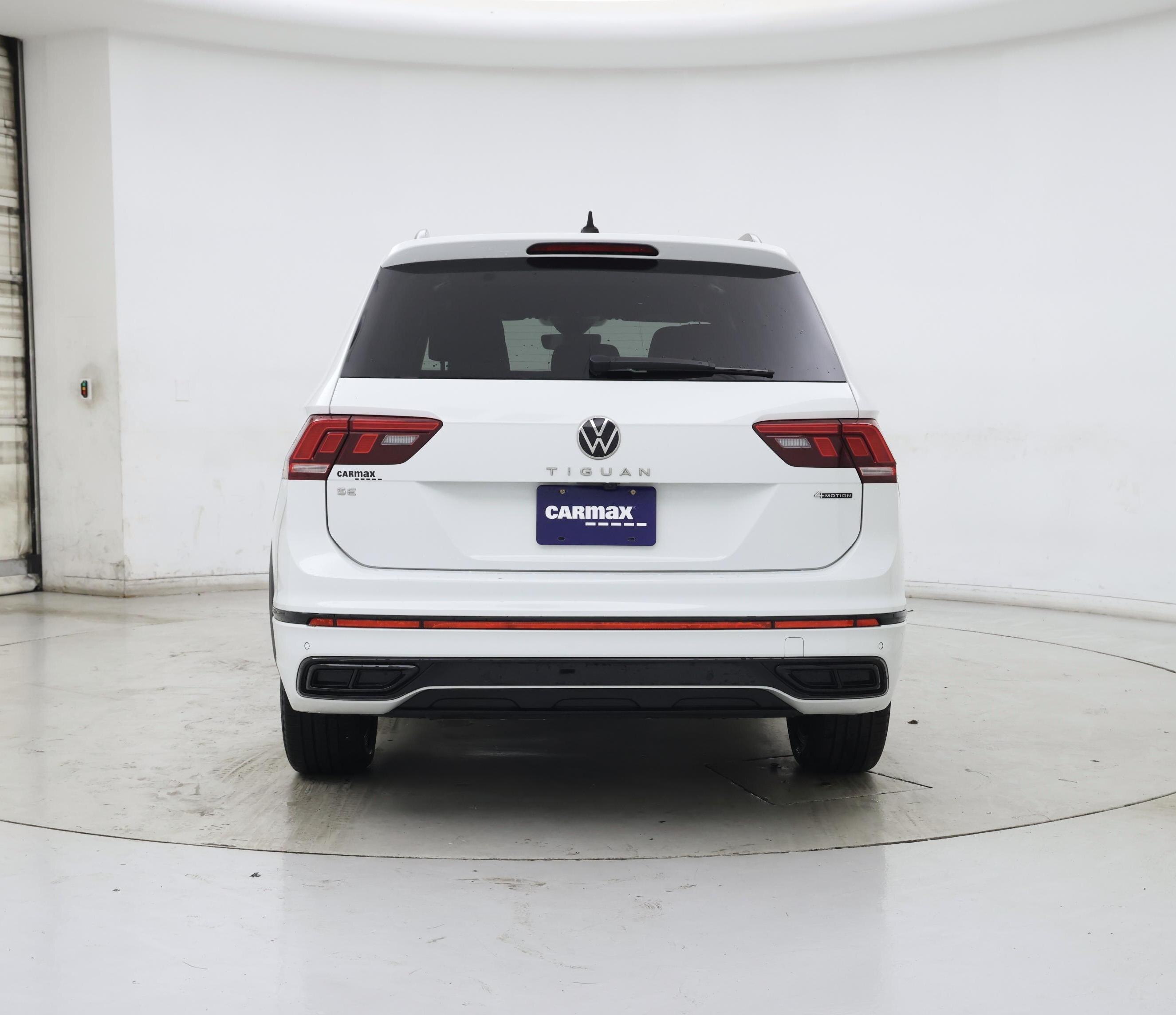 Thumbnail: 2022 Volkswagen Tiguan - 6