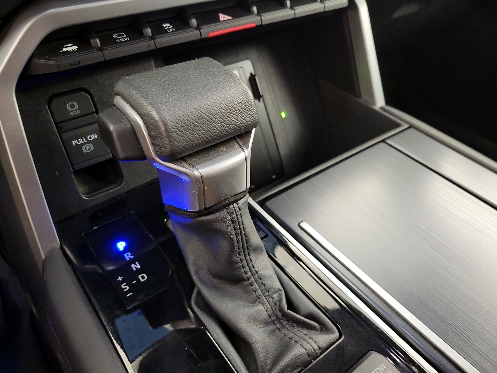 Thumbnail: 2023 Toyota Sequoia - 17