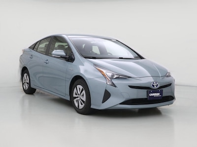 Green 2016 Toyota Prius Three