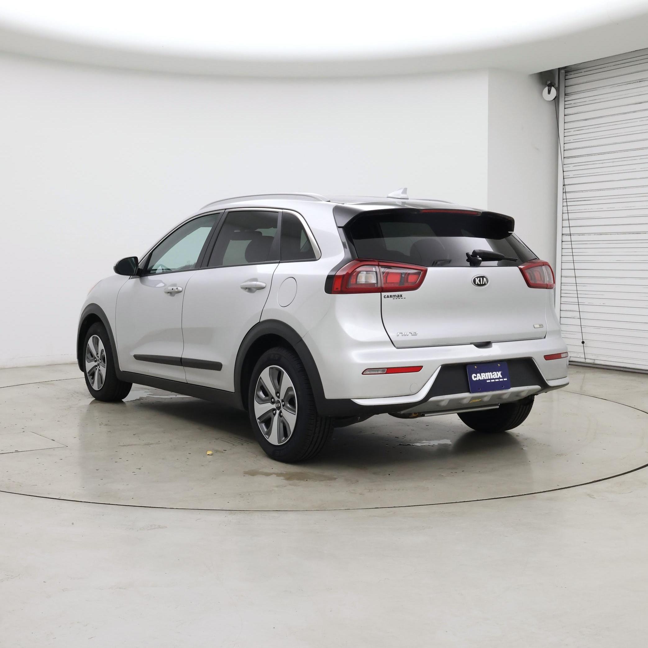Thumbnail: 2017 Kia Niro - 2