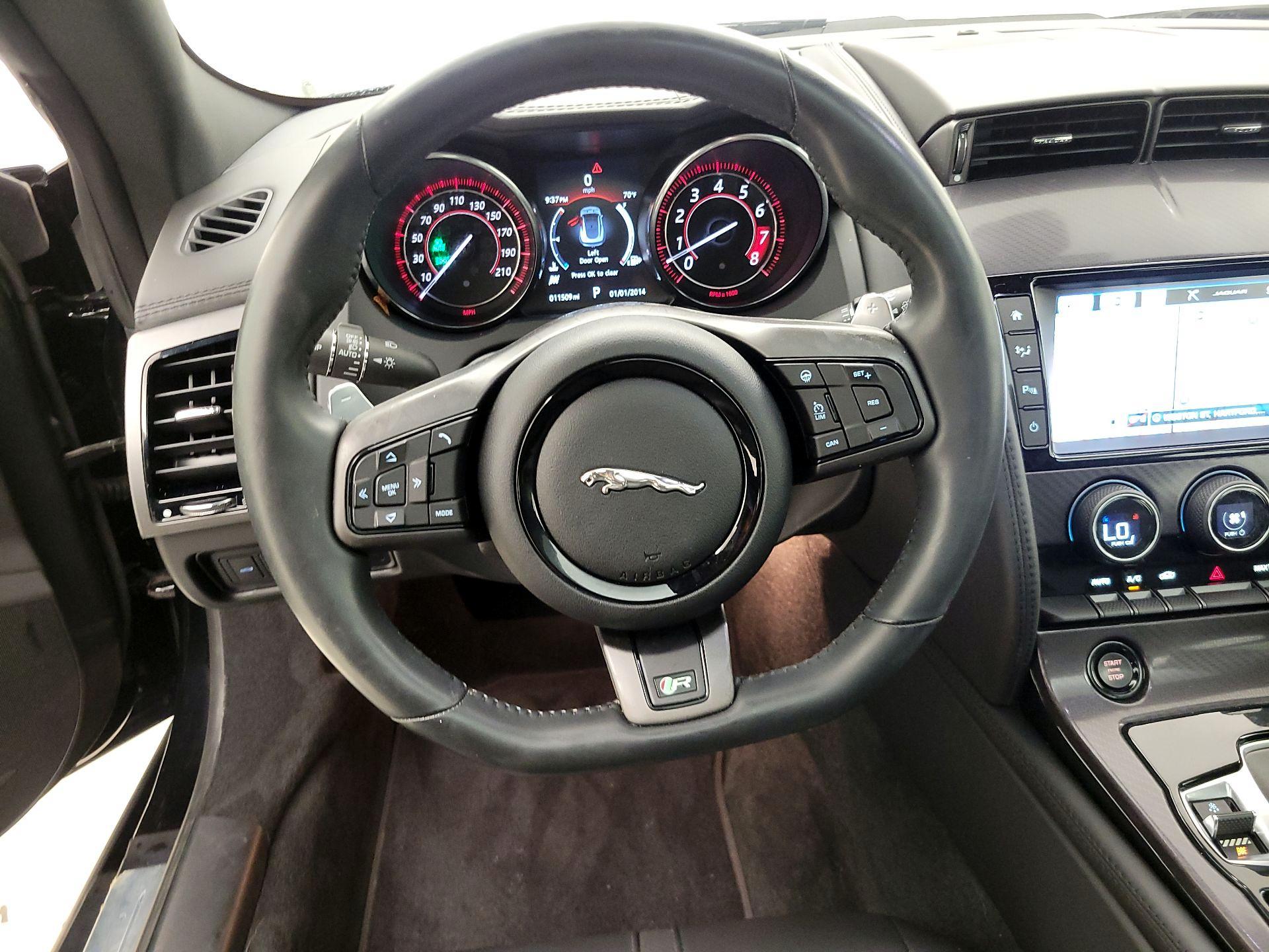 Thumbnail: 2016 Jaguar F-Type - 10
