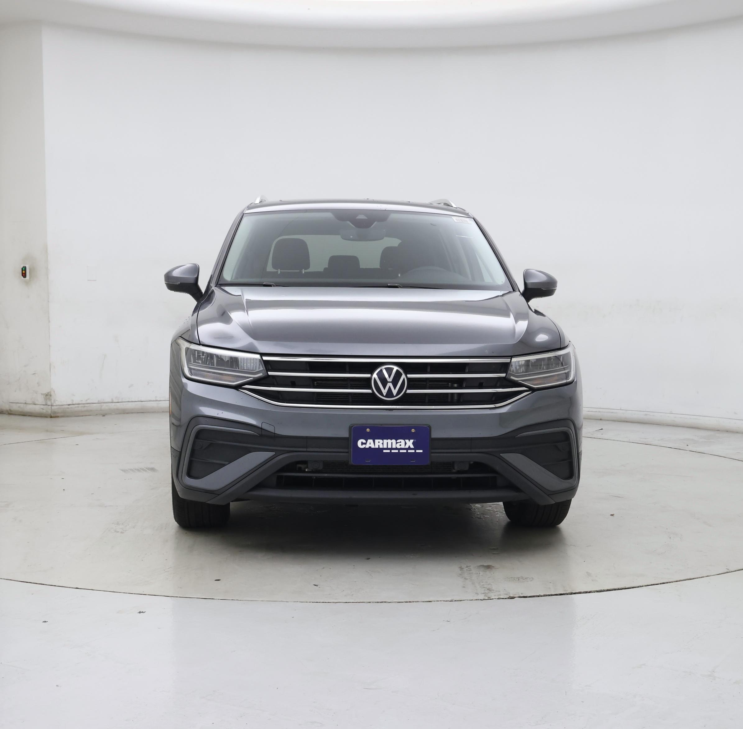 Thumbnail: 2022 Volkswagen Tiguan - 5